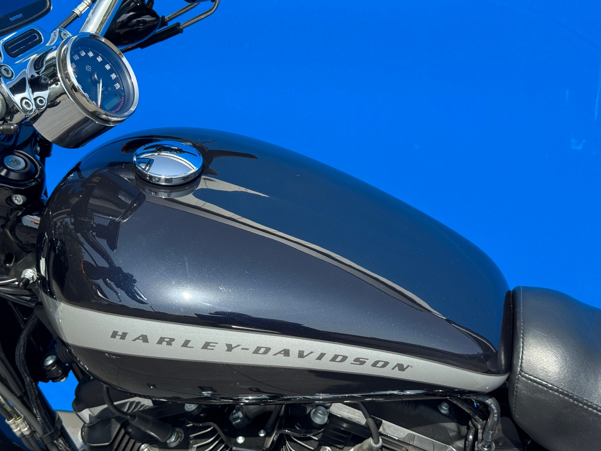 HARLEY-DAVIDSON XL 1200 C Sportster Custom ABS-image-12