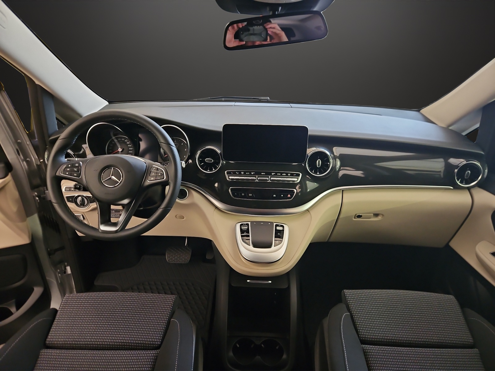 MERCEDES-BENZ Marco Polo 250 d 4M Automat-image-9