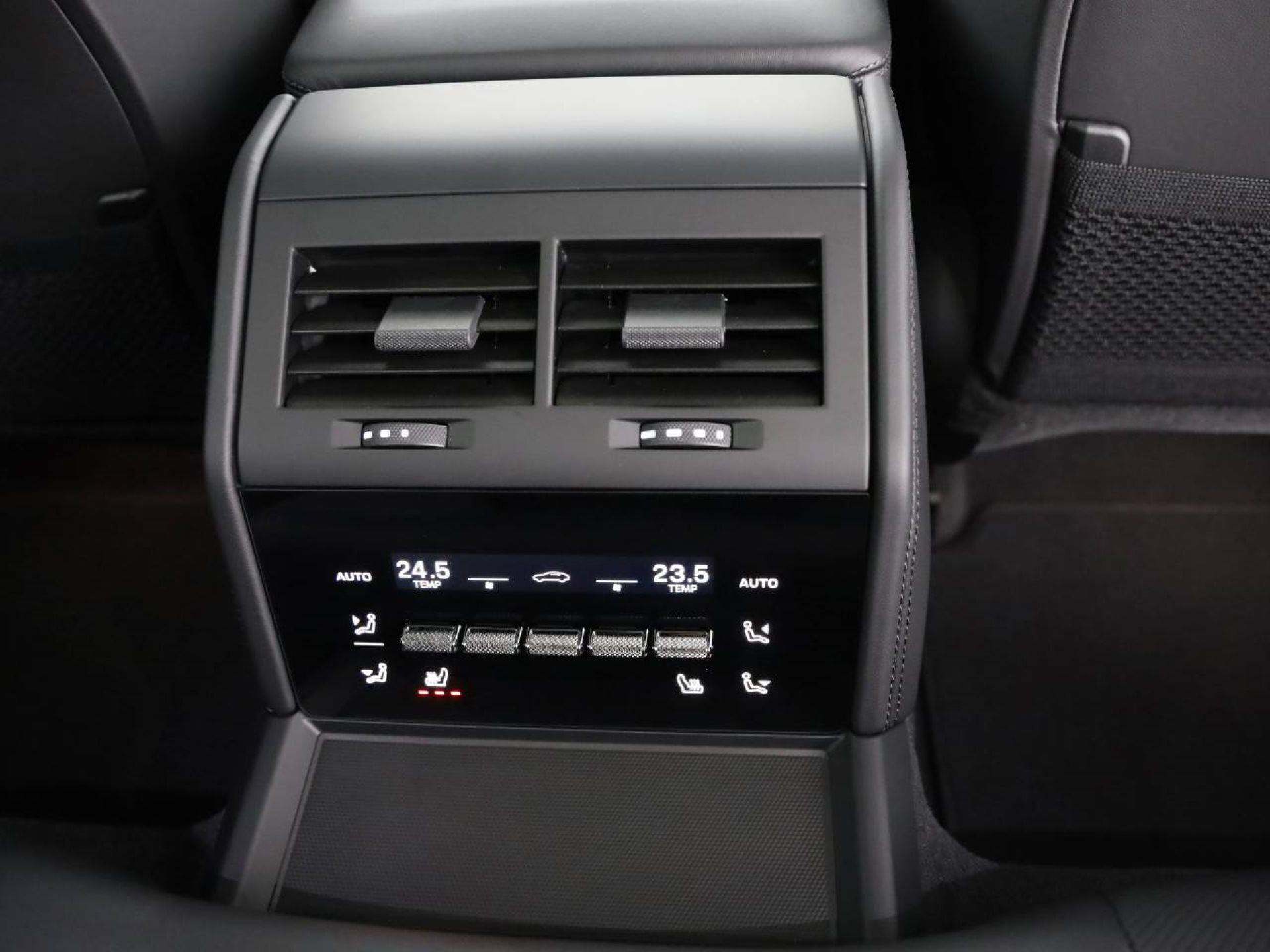 PORSCHE Panamera 4 E-Hybrid-image-18