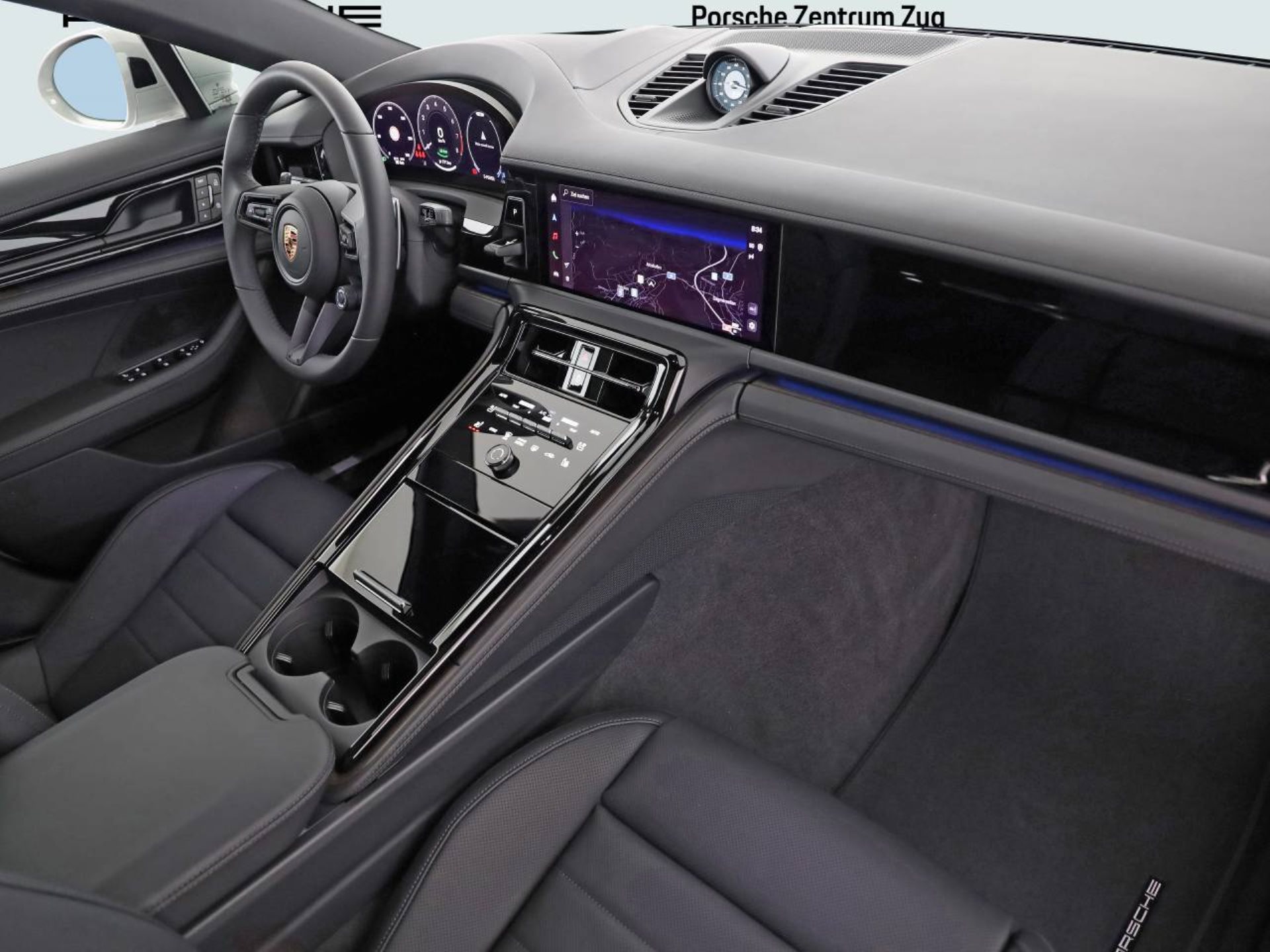 PORSCHE Panamera 4 E-Hybrid-image-8