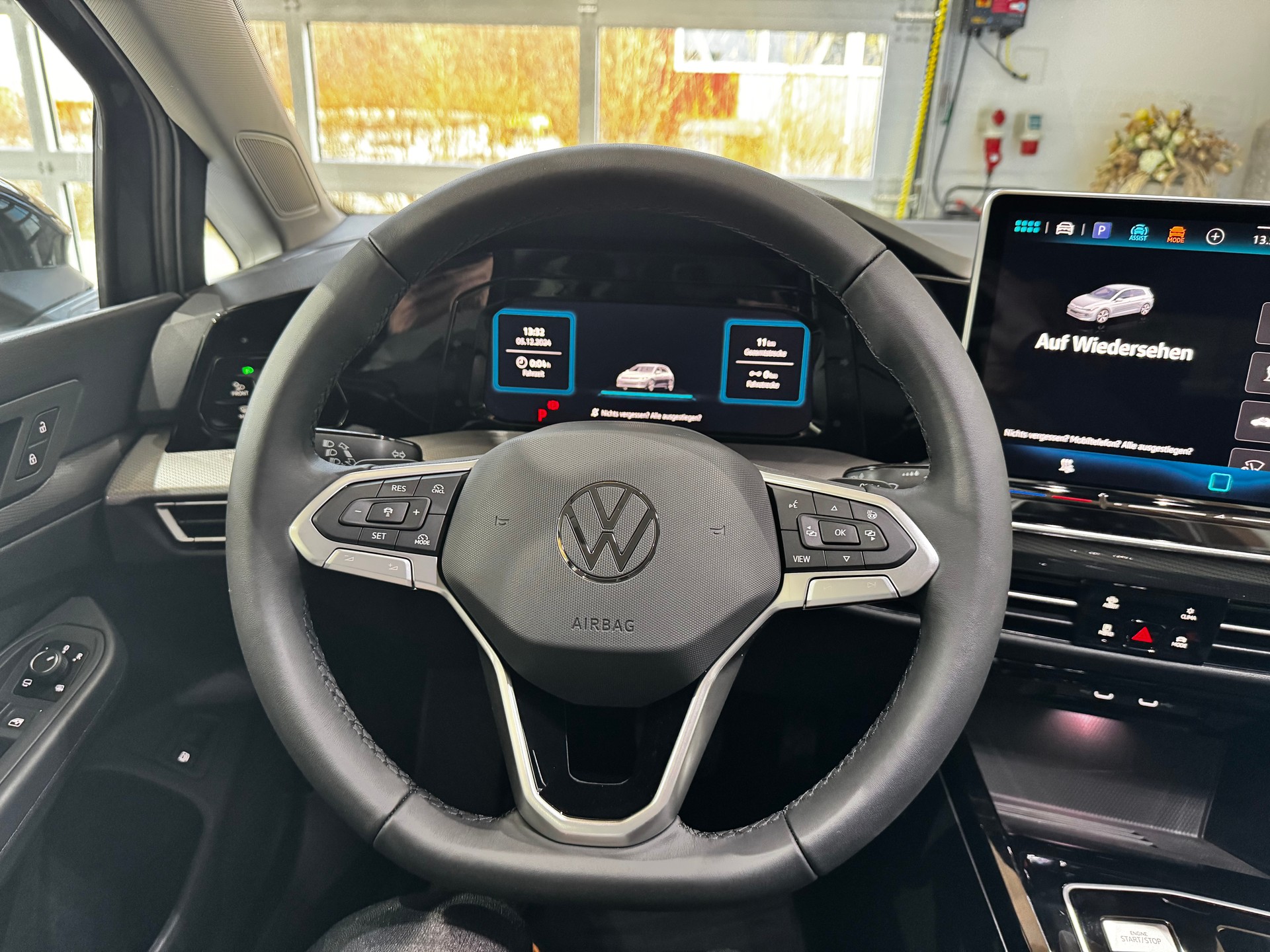 VW Golf VIII 1.5 TSI PHEV DSG 204PS Style-image-6