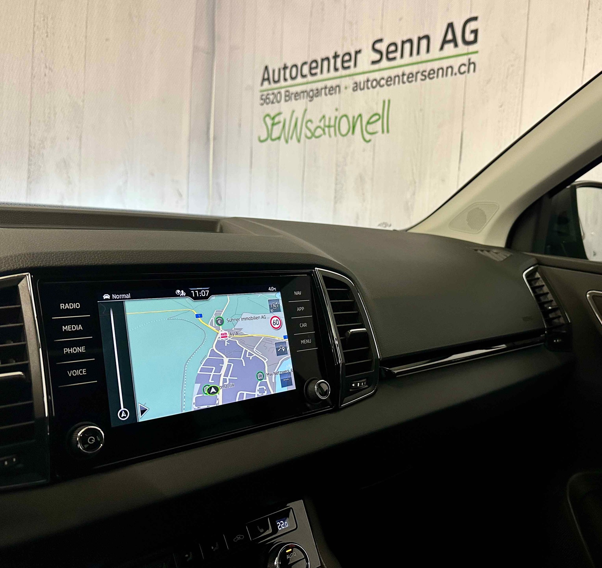 SKODA Karoq 1.5 TSI Dynamic DSG-image-11