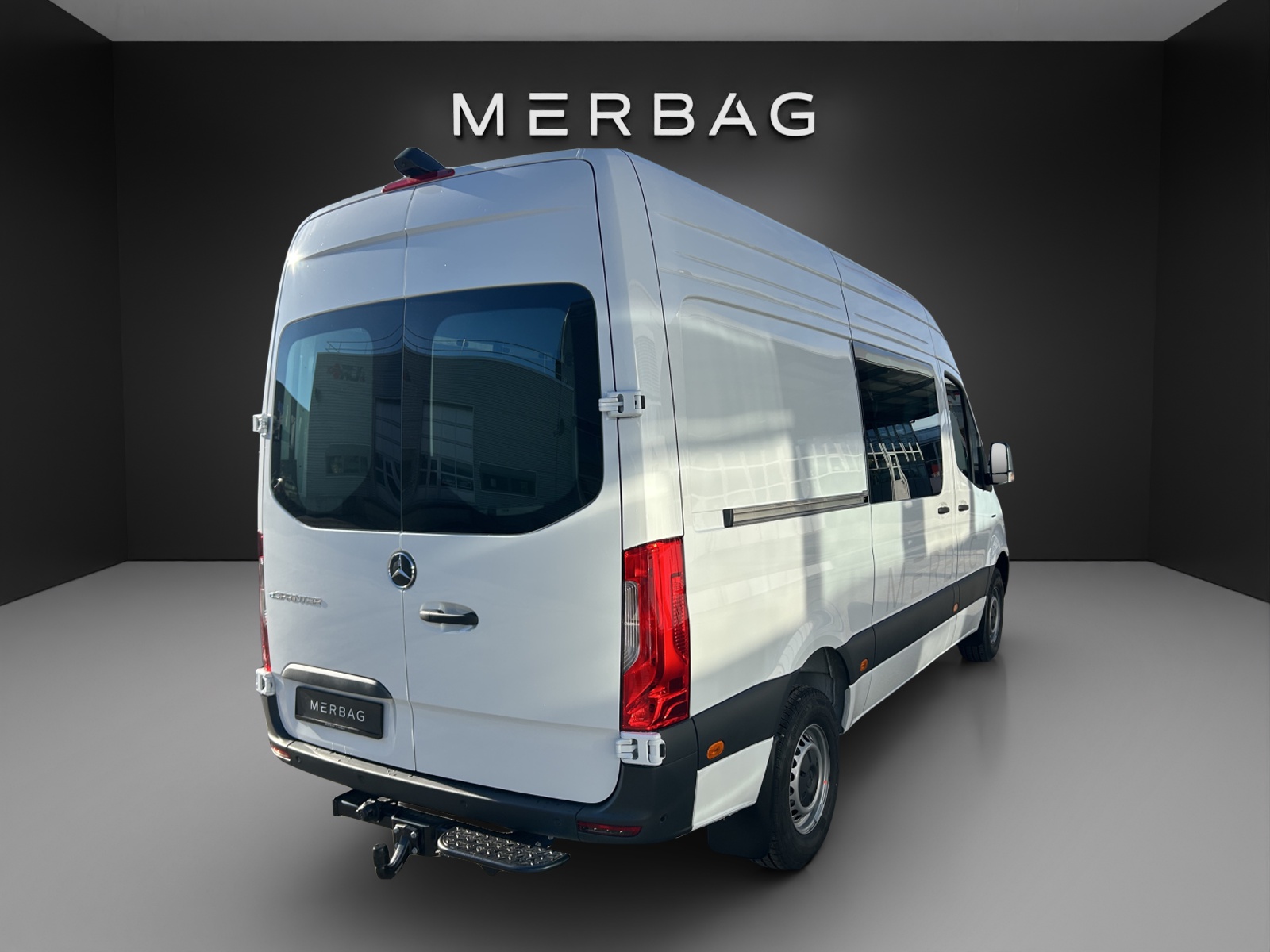 MERCEDES-BENZ eSprinter 320 81kWh Standard Hoch Pro-image-8
