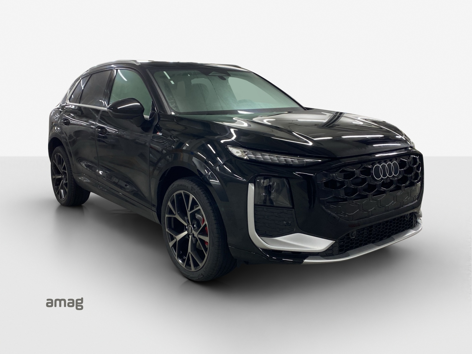 AUDI Q3 SUV 110 kW TFSI S tronic-image-5