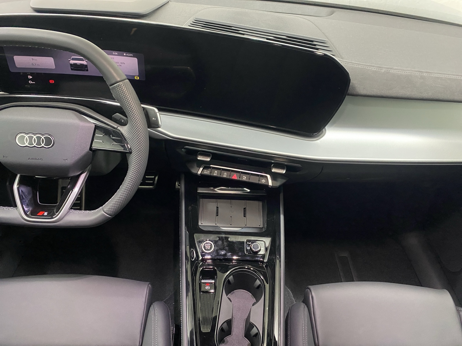 AUDI Q3 SUV 110 kW TFSI S tronic-image-10