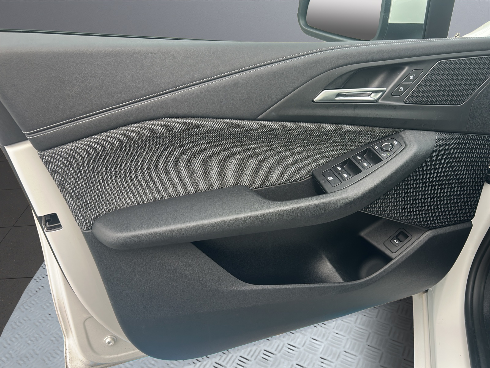 BMW 218d Active Tourer DKG-image-22