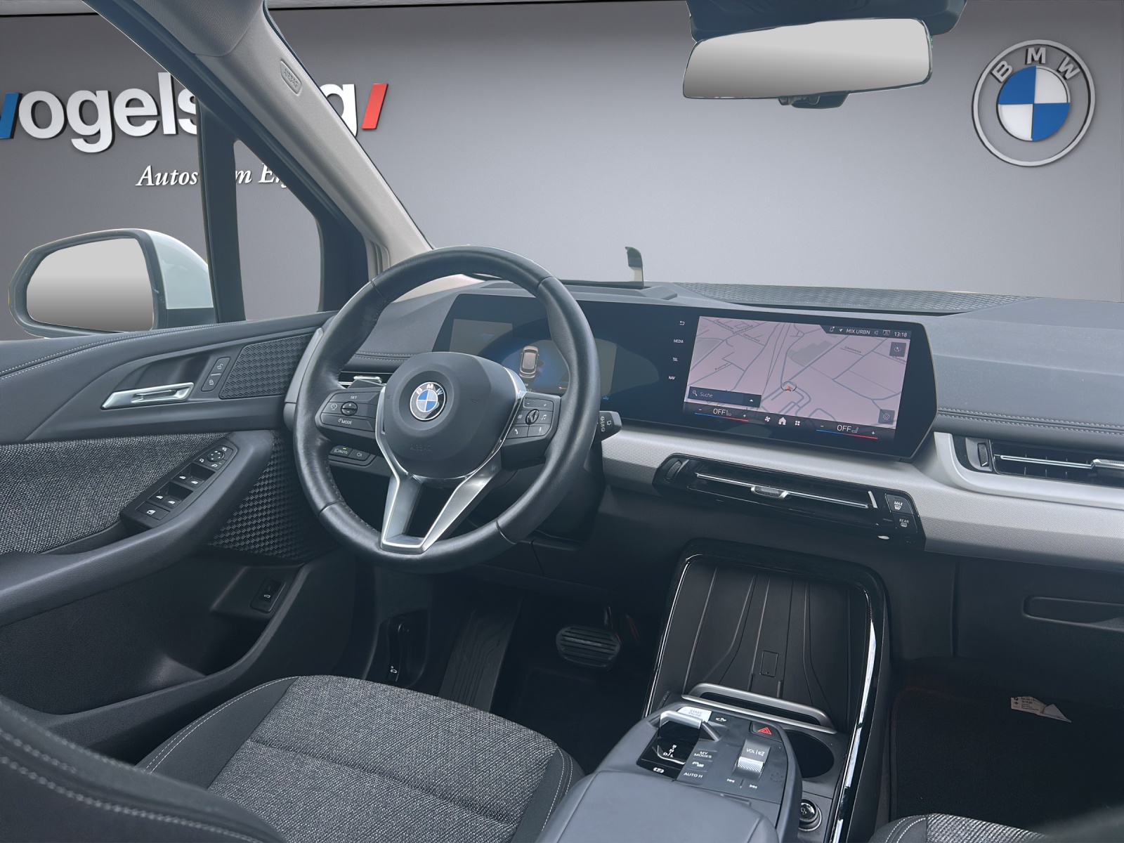 BMW 218d Active Tourer DKG-image-17