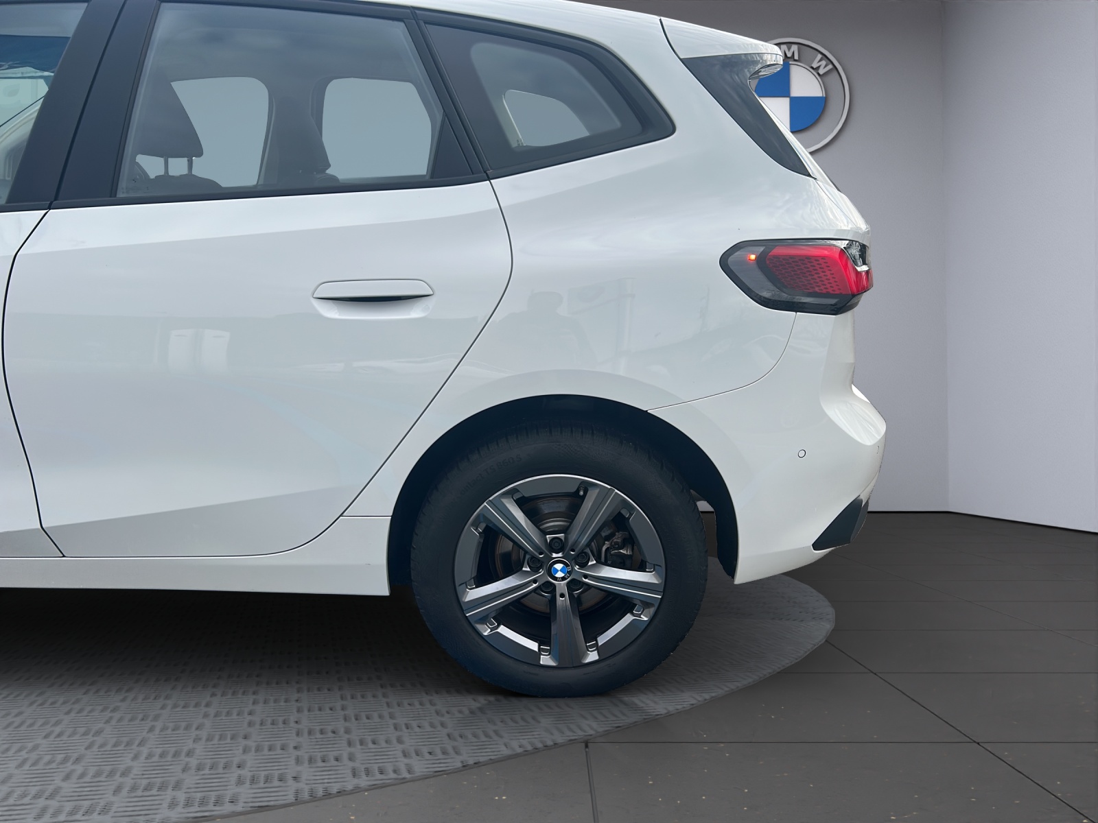 BMW 218d Active Tourer DKG-image-14