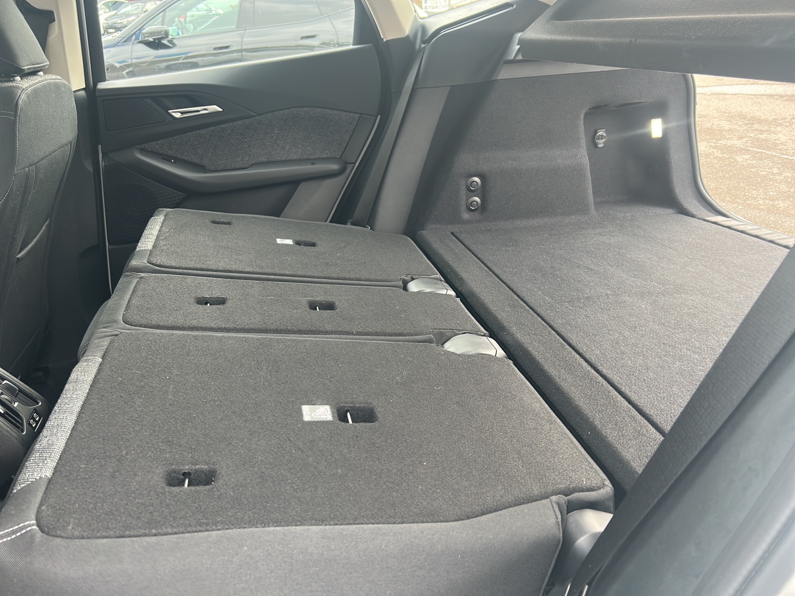 BMW 218d Active Tourer DKG-image-28