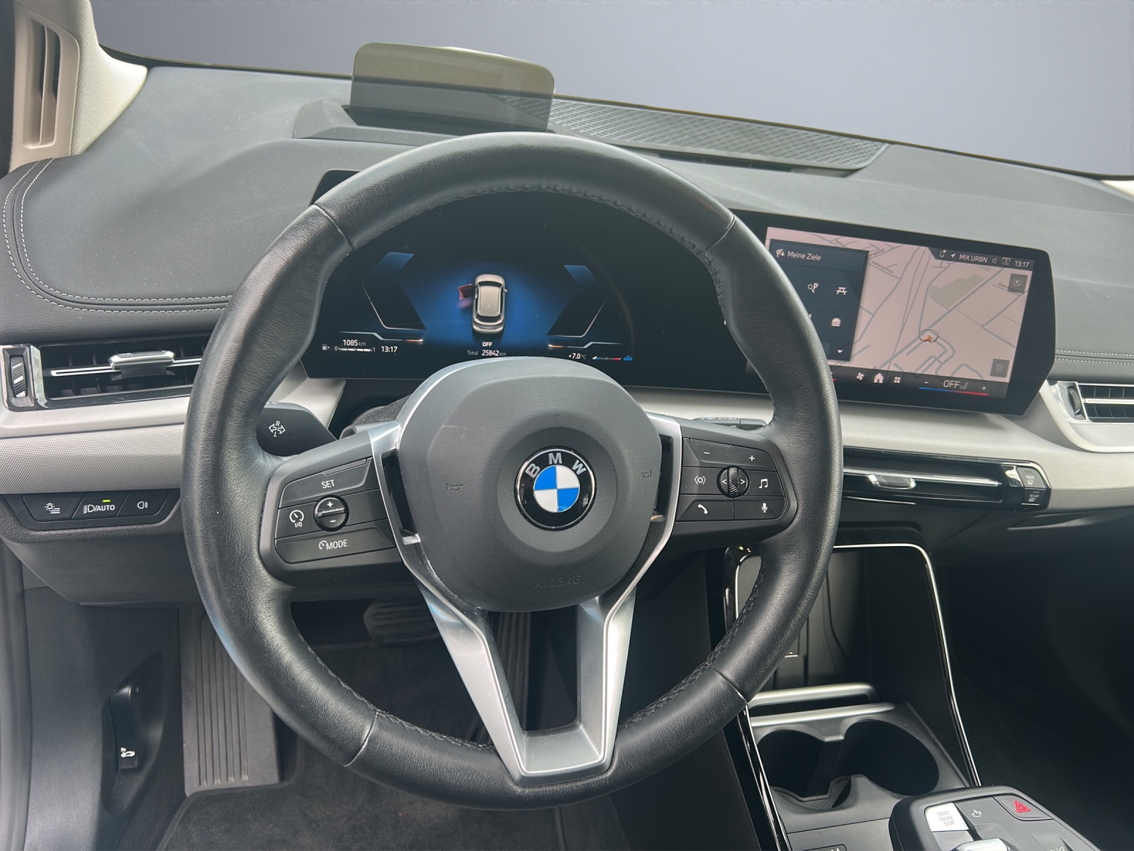 BMW 218d Active Tourer DKG-image-19