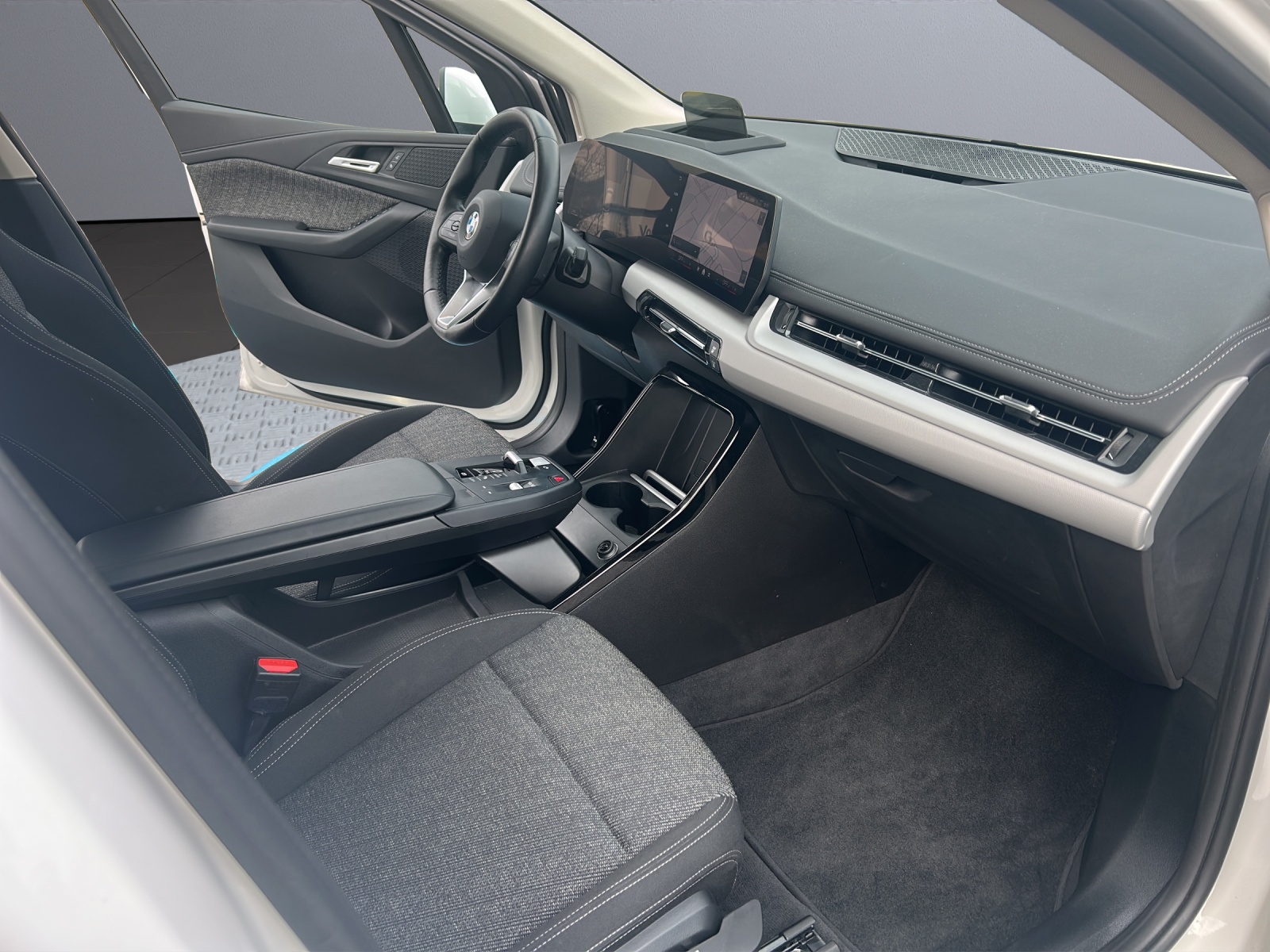 BMW 218d Active Tourer DKG-image-20