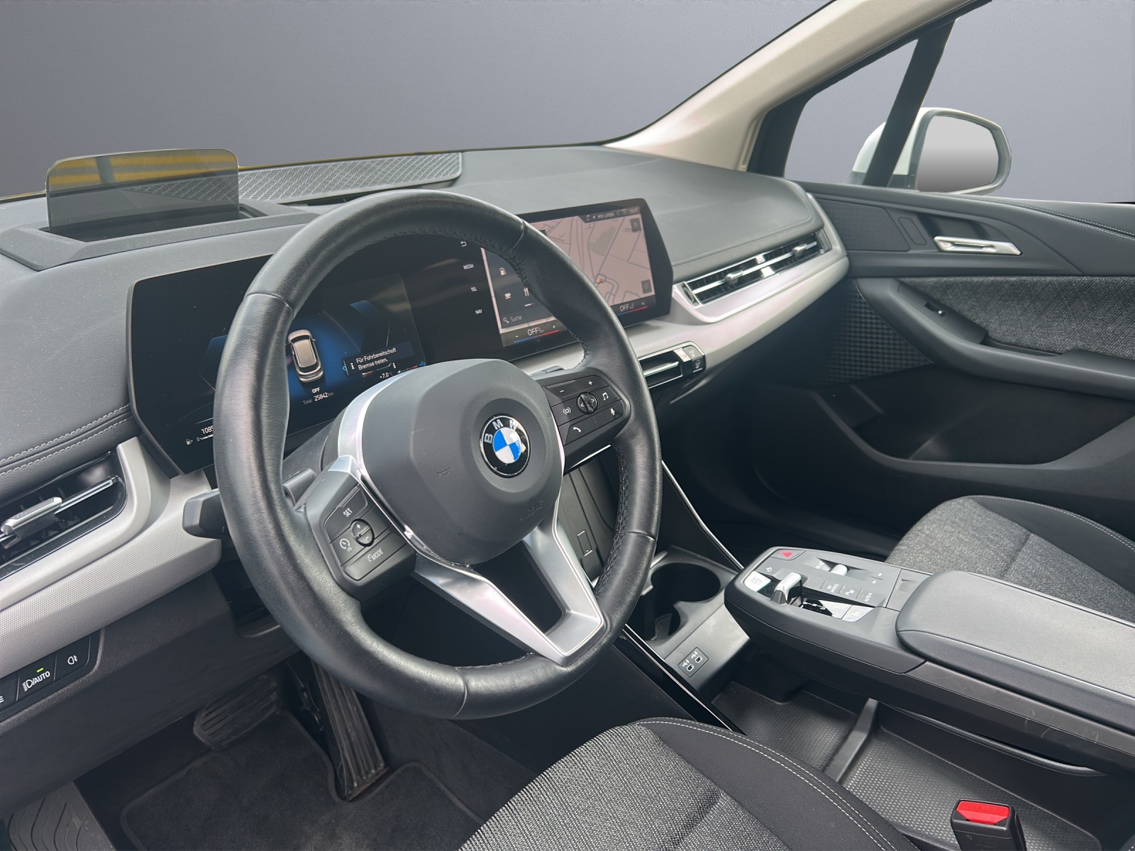 BMW 218d Active Tourer DKG-image-18