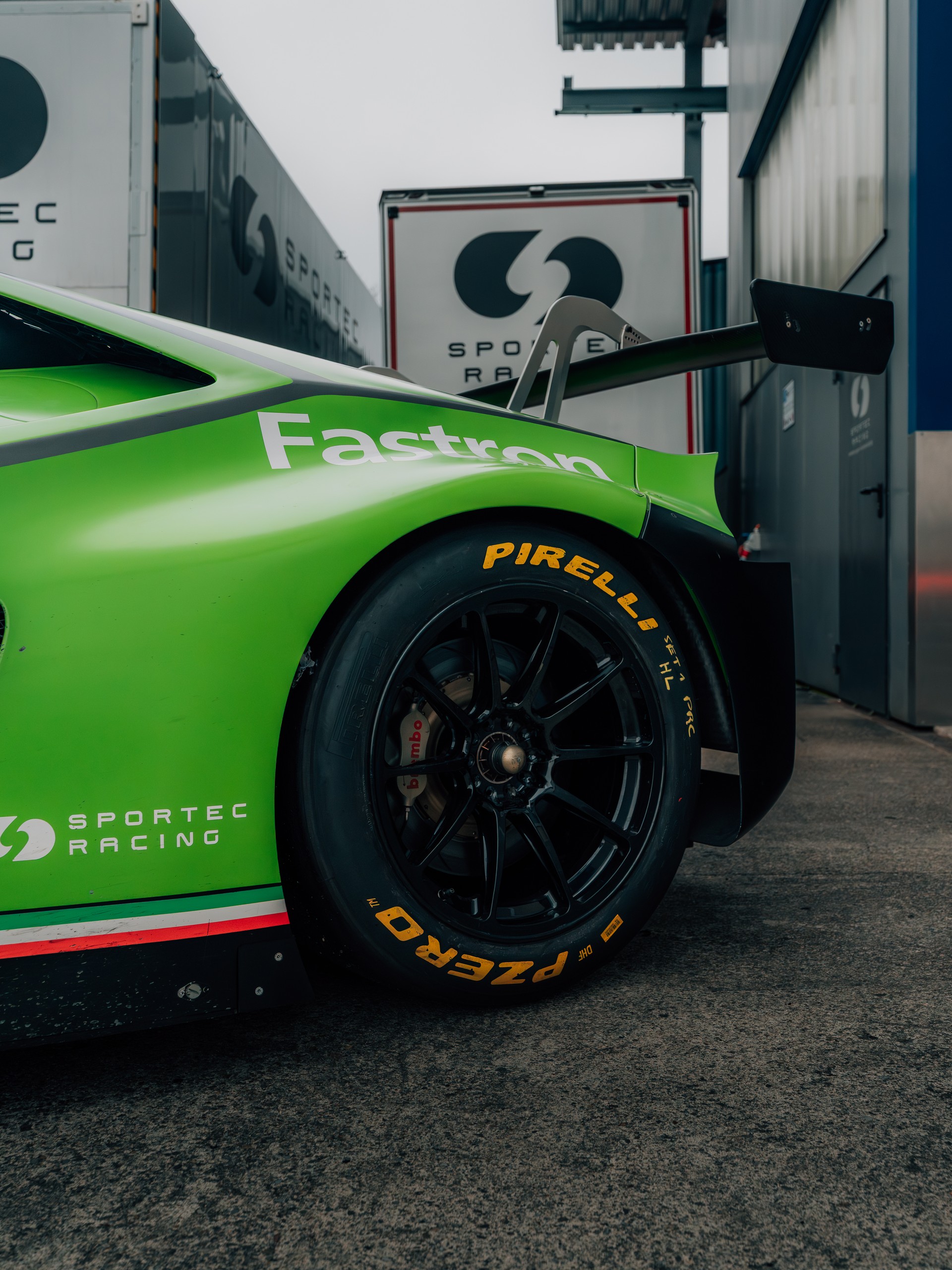 LAMBORGHINI GT3 EVO Rennversion-image-6