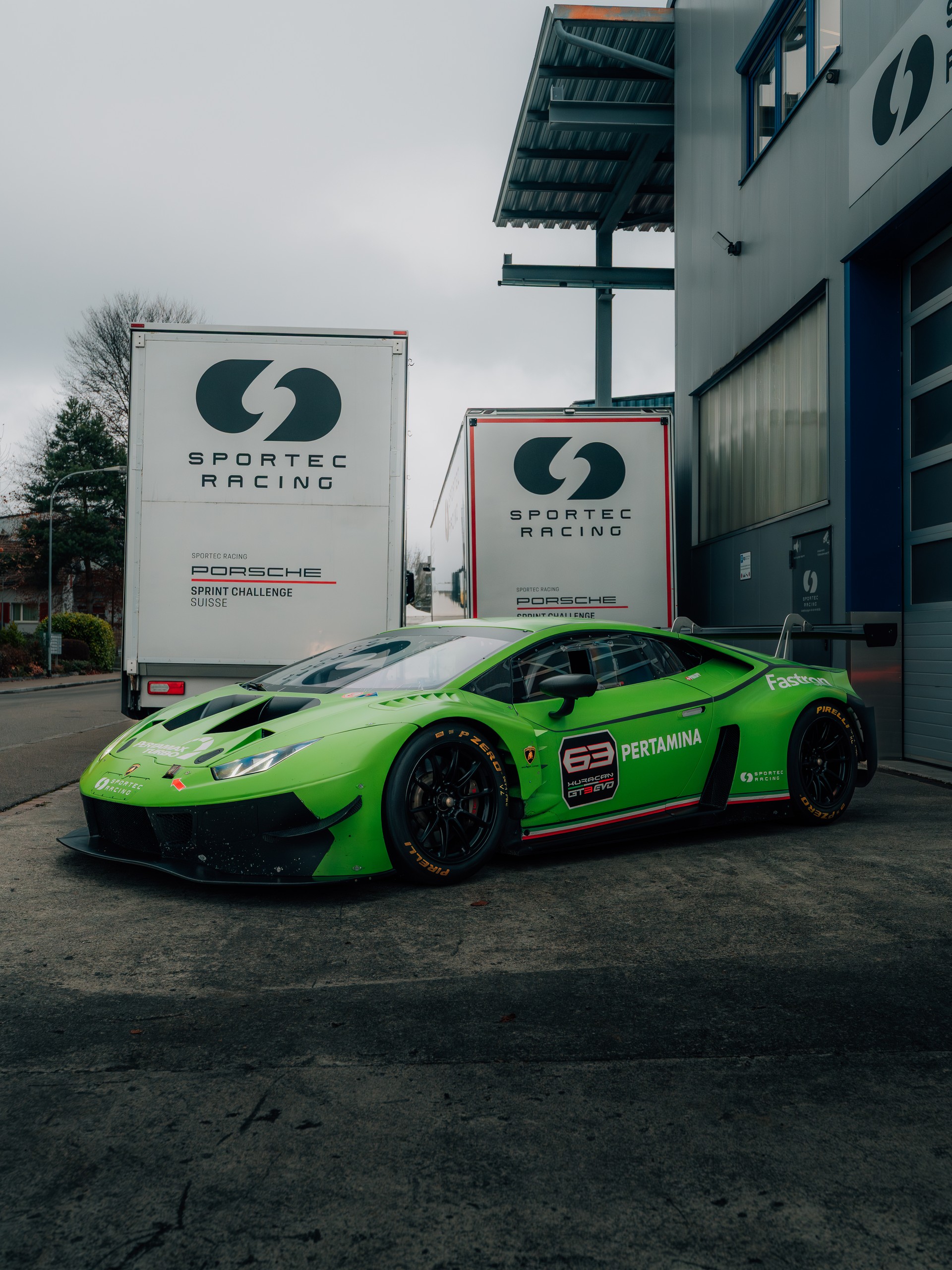 LAMBORGHINI GT3 EVO Rennversion-image-0