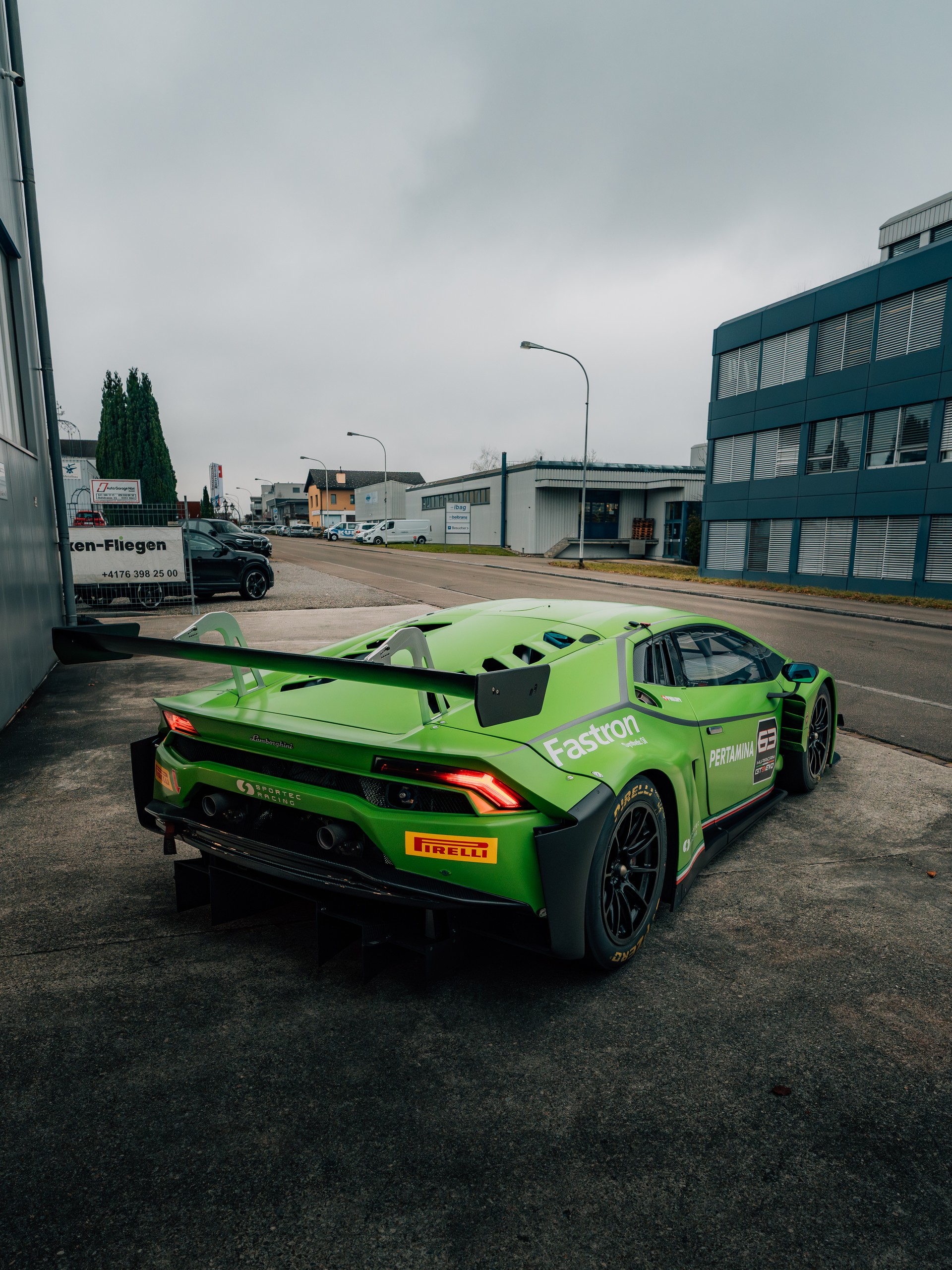 LAMBORGHINI GT3 EVO Rennversion-image-2