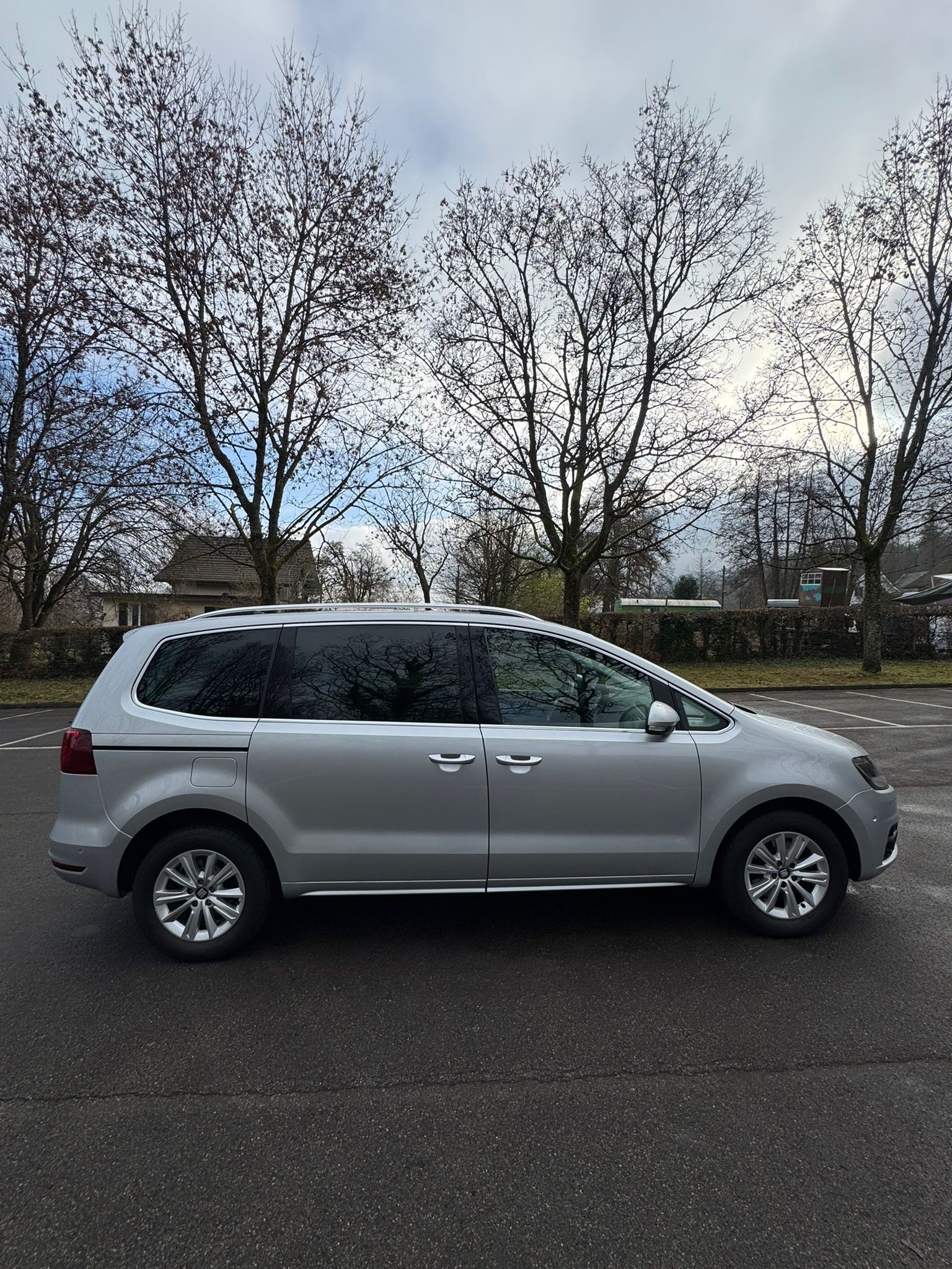 SEAT Alhambra 2.0 TDI DSG Style-image-2