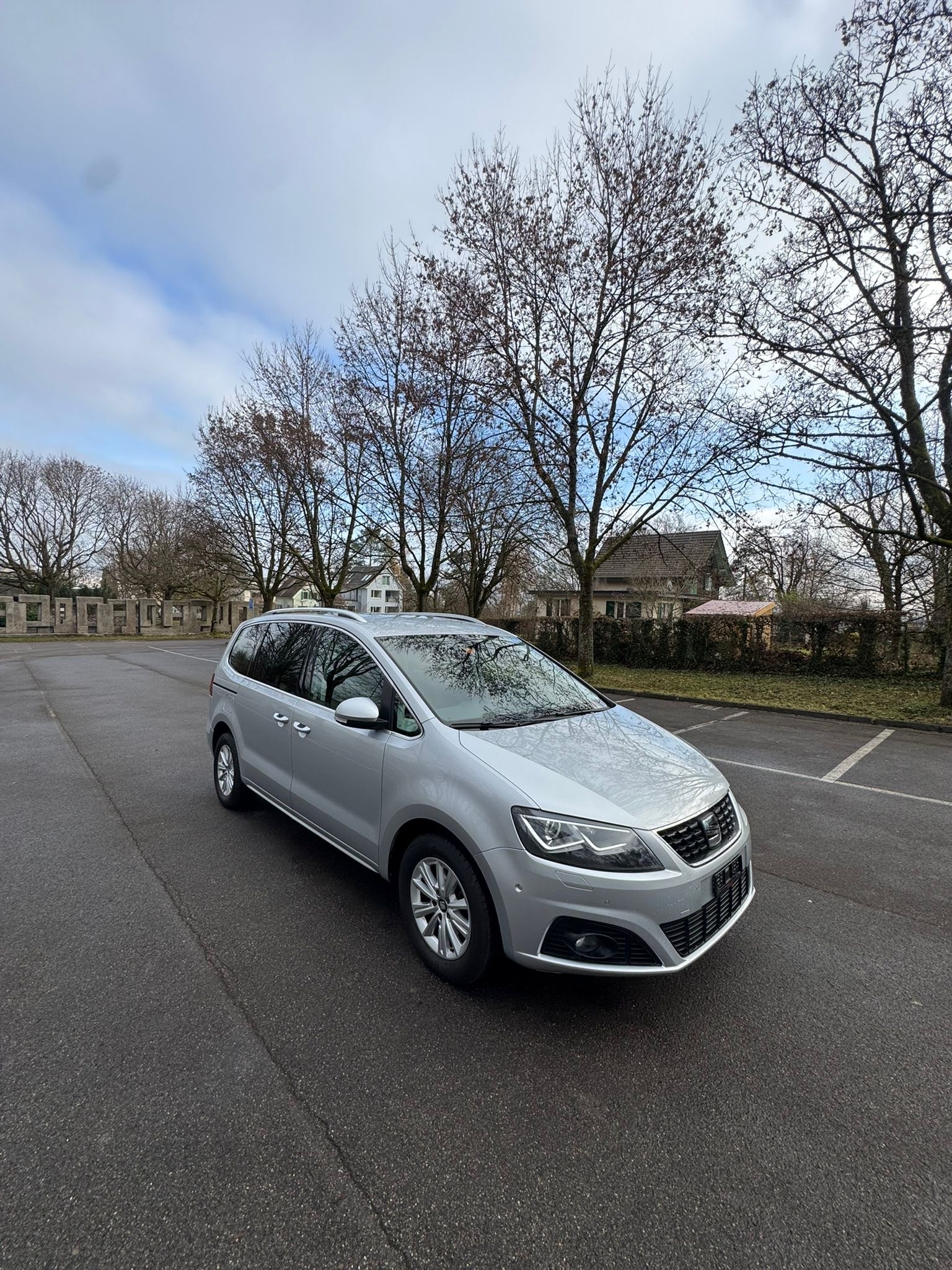 SEAT Alhambra 2.0 TDI DSG Style-image-1