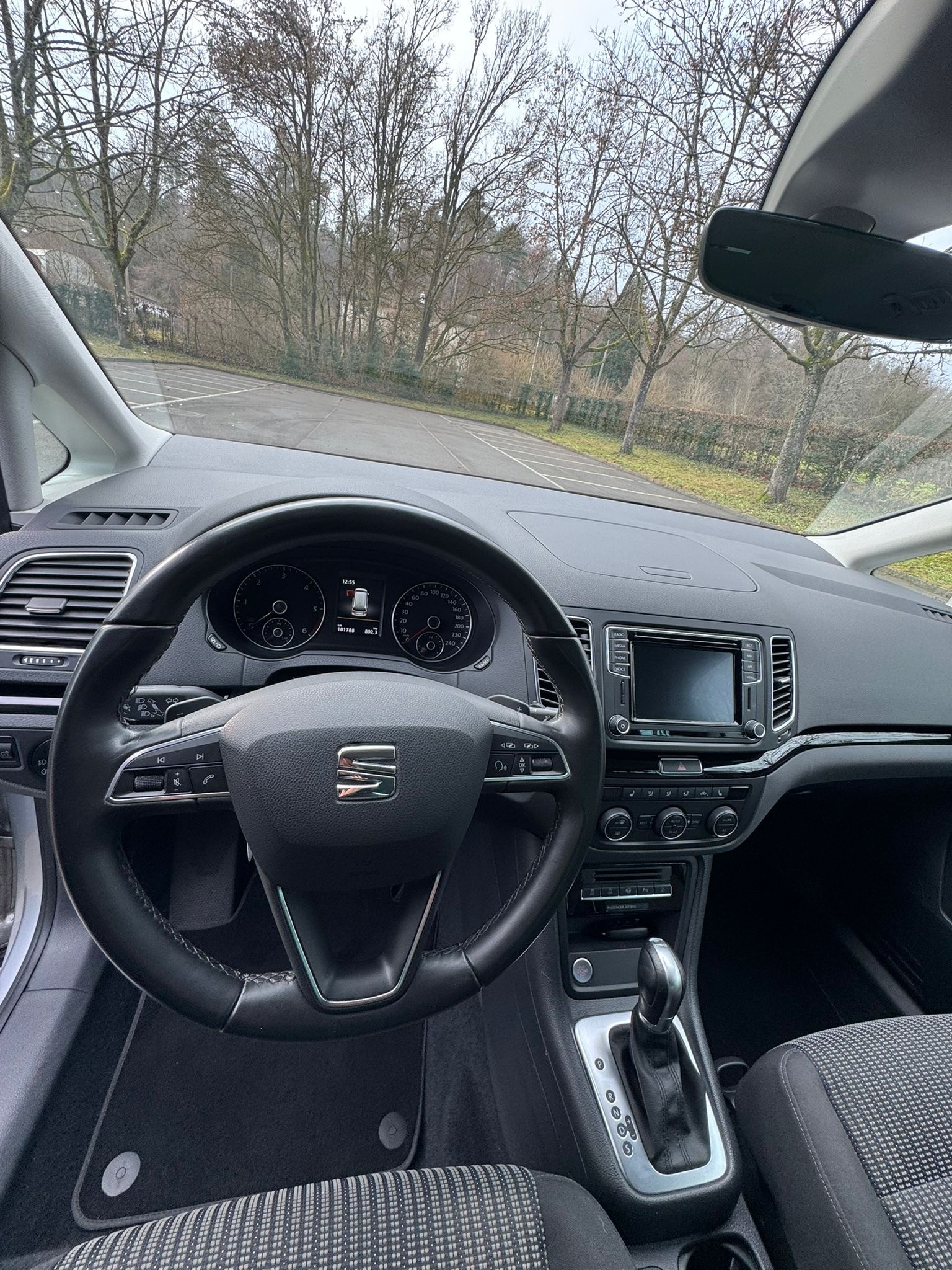 SEAT Alhambra 2.0 TDI DSG Style-image-9