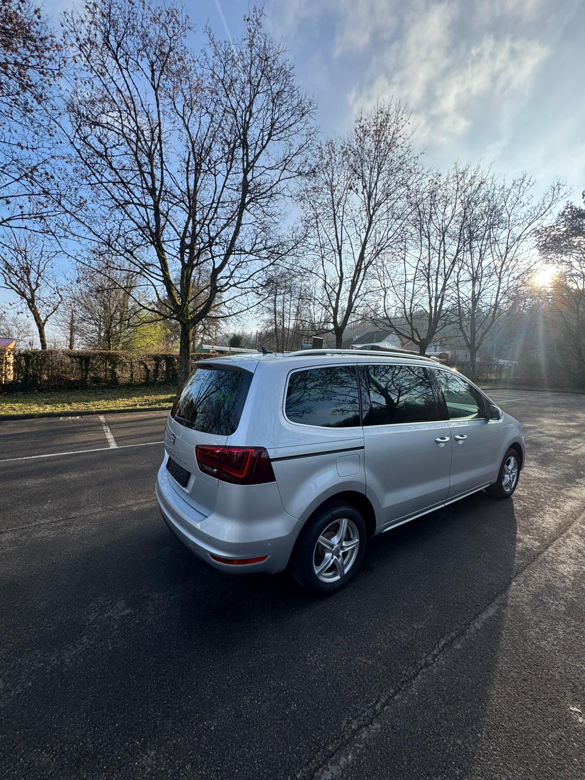 SEAT Alhambra 1.4 TSI DSG Style-image-2