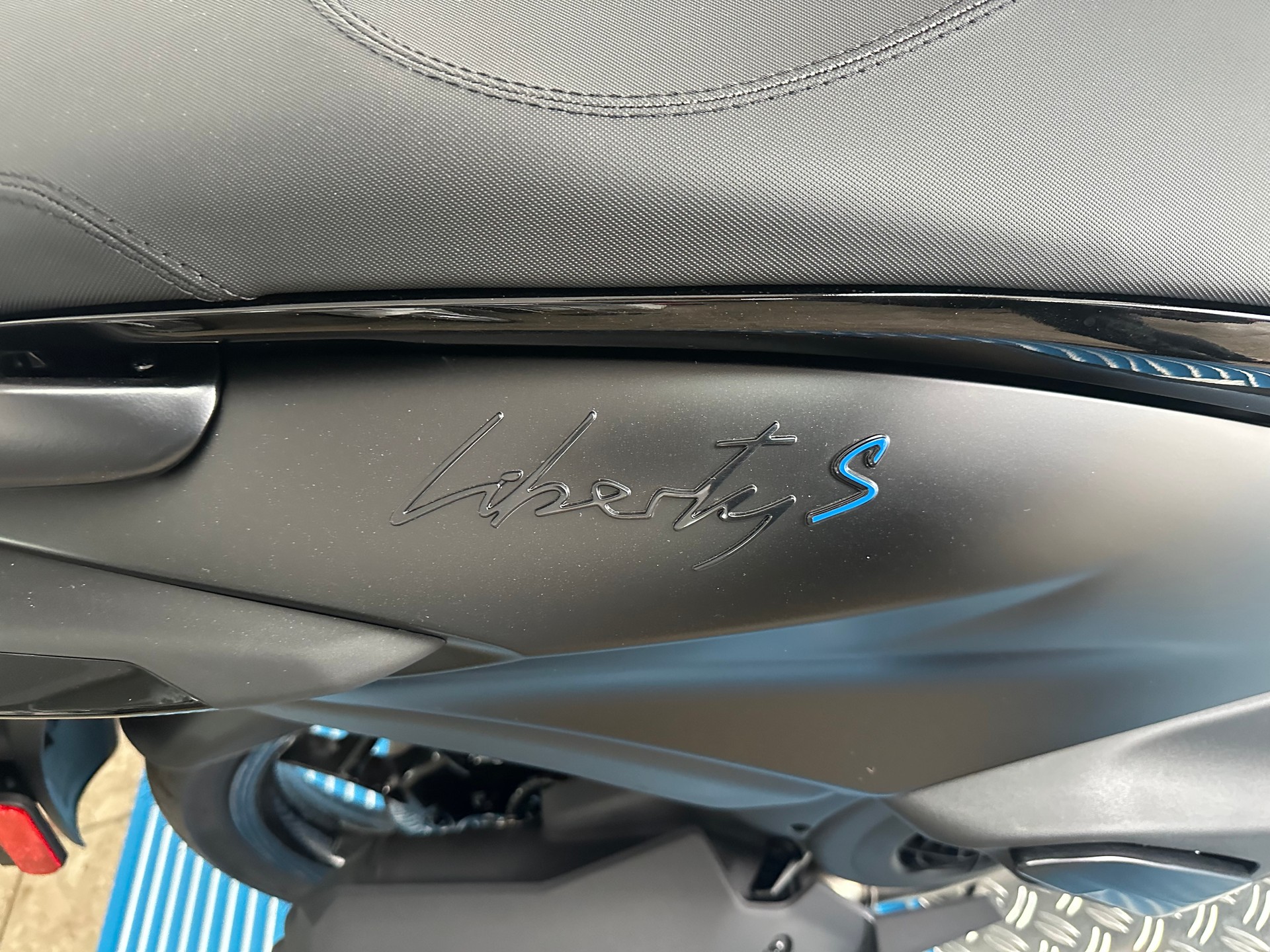 PIAGGIO Liberty 125 Sport E5+-image-4