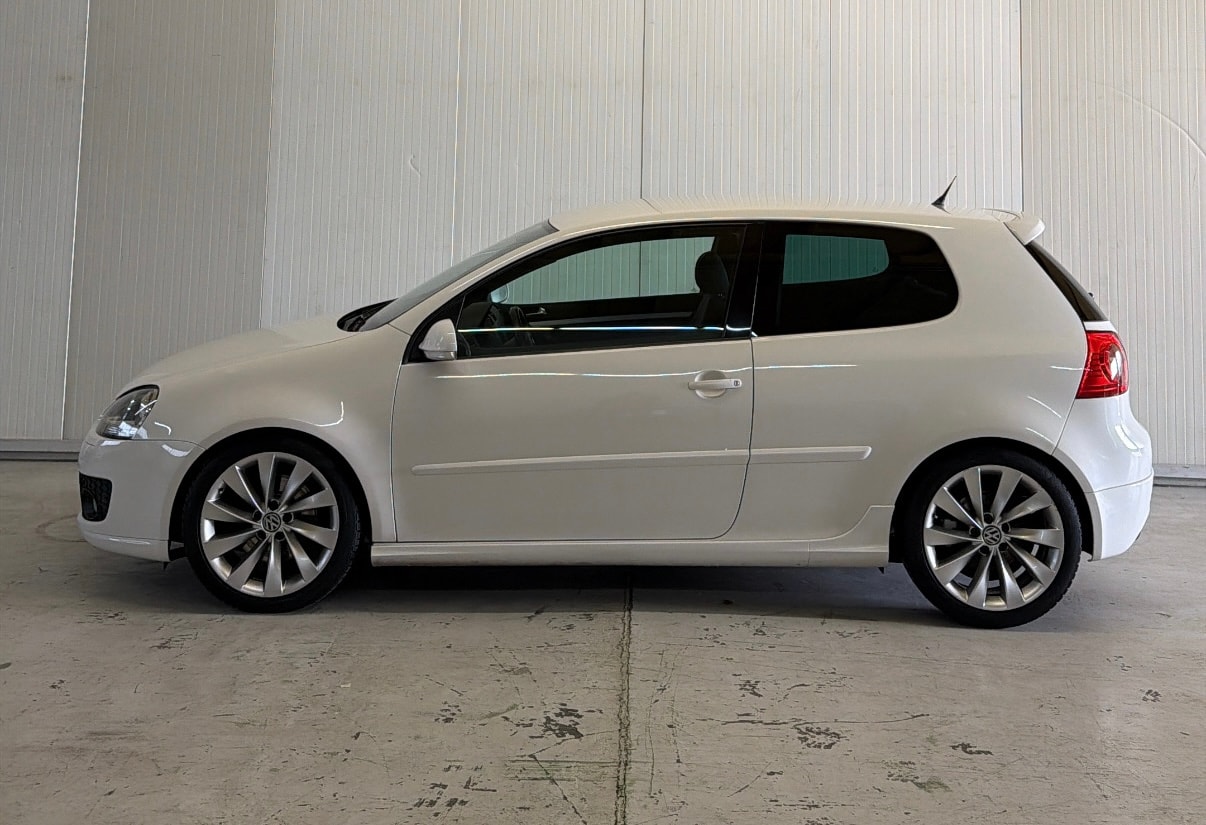 VW Golf 2.0 TFSI GTI (Frisch Mfk)-image-5