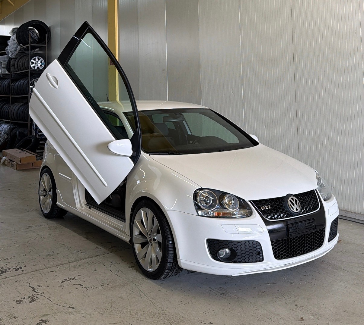 VW Golf 2.0 TFSI GTI (Frisch Mfk)-image-1