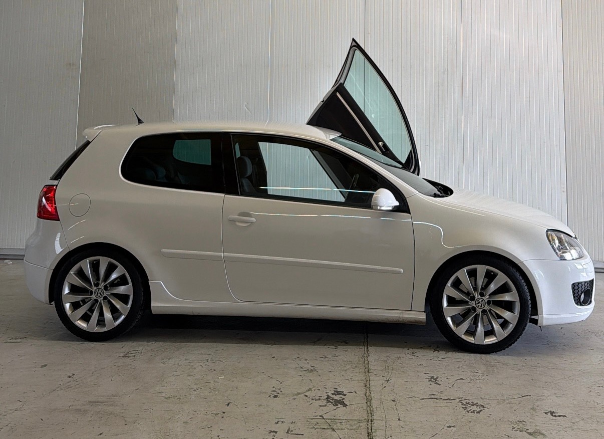 VW Golf 2.0 TFSI GTI (Frisch Mfk)-image-7