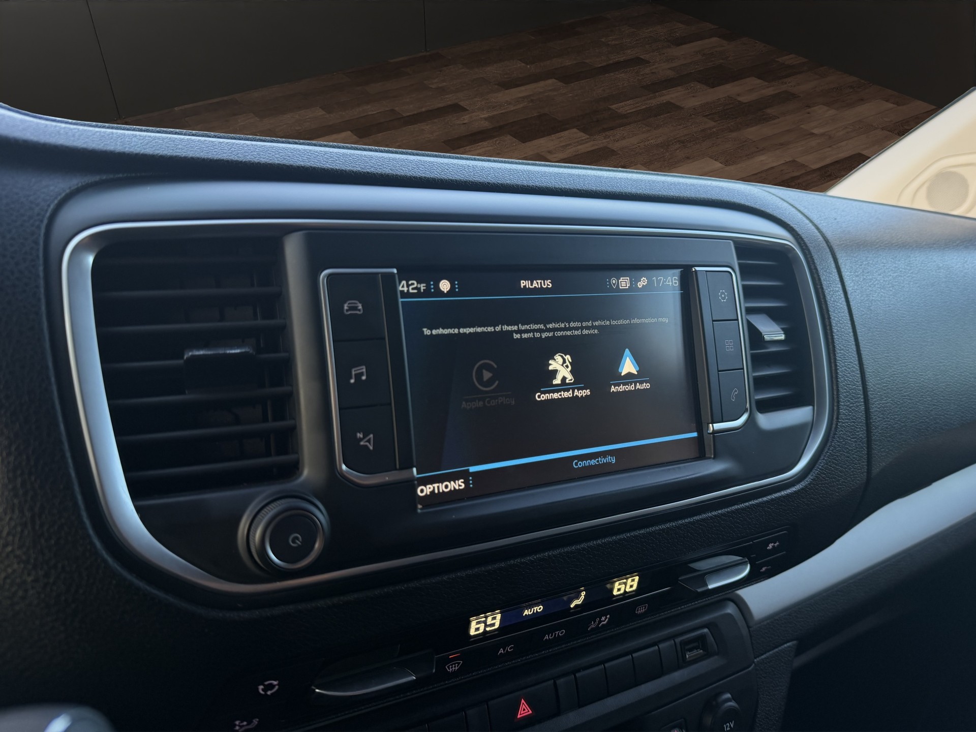 PEUGEOT Traveller 2.0 BlueHDi Business Standard EAT8-image-7