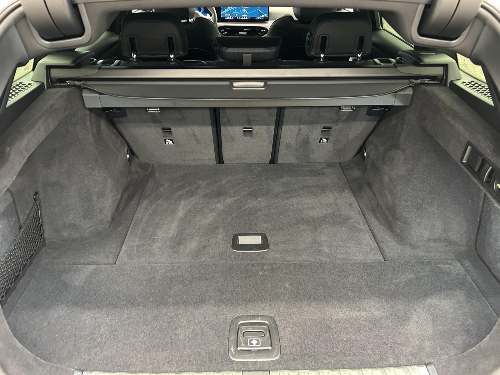 BMW 320d xDrive Touring M Sportpaket-image-21