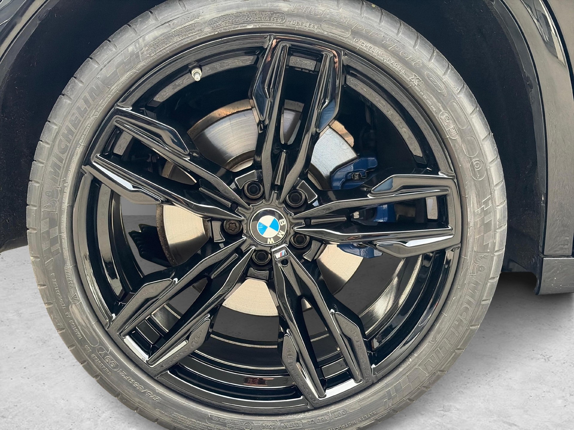 BMW X4 M40d-image-10
