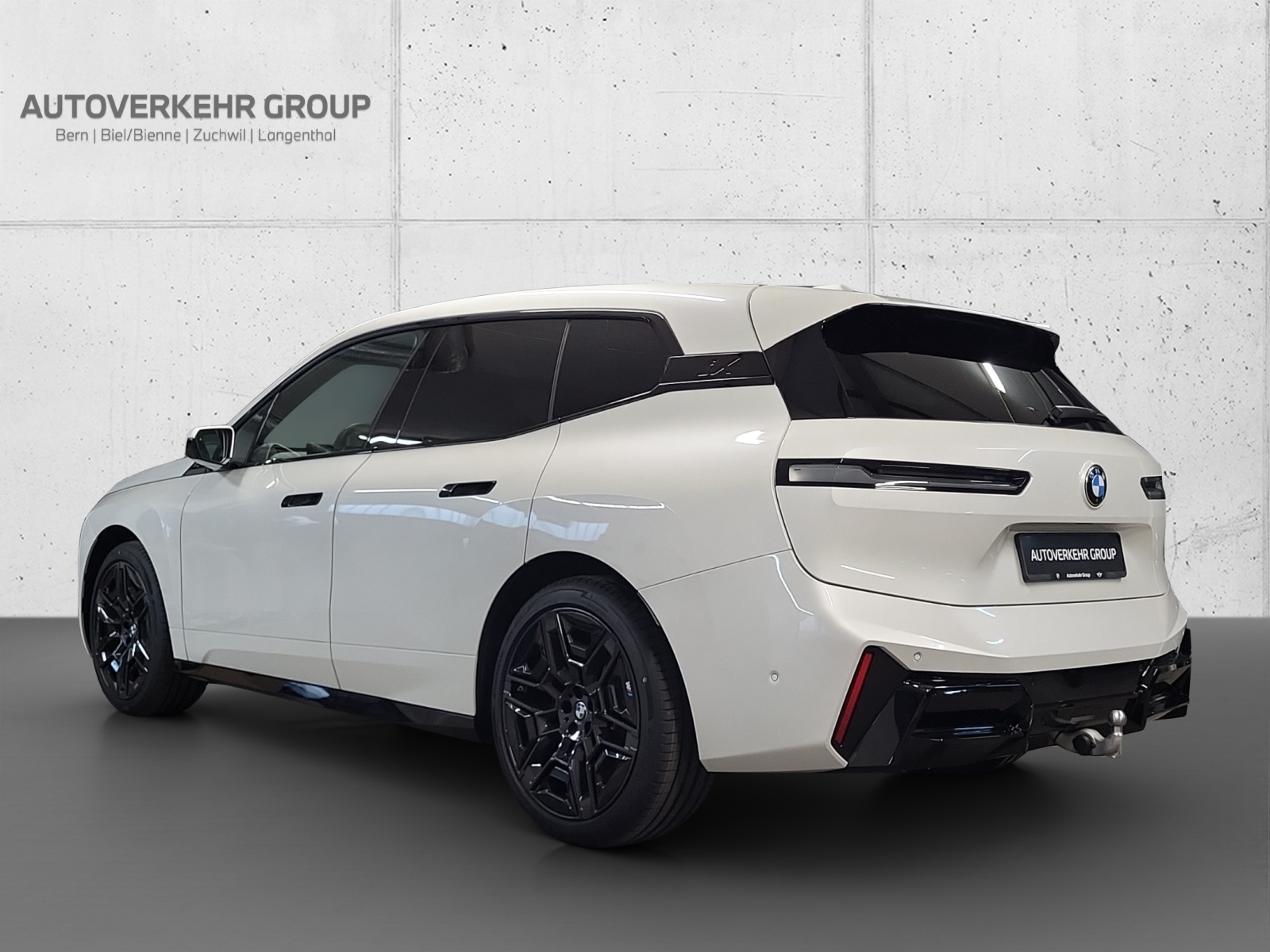 BMW iX xDrive45 M Sport Pro-image-6