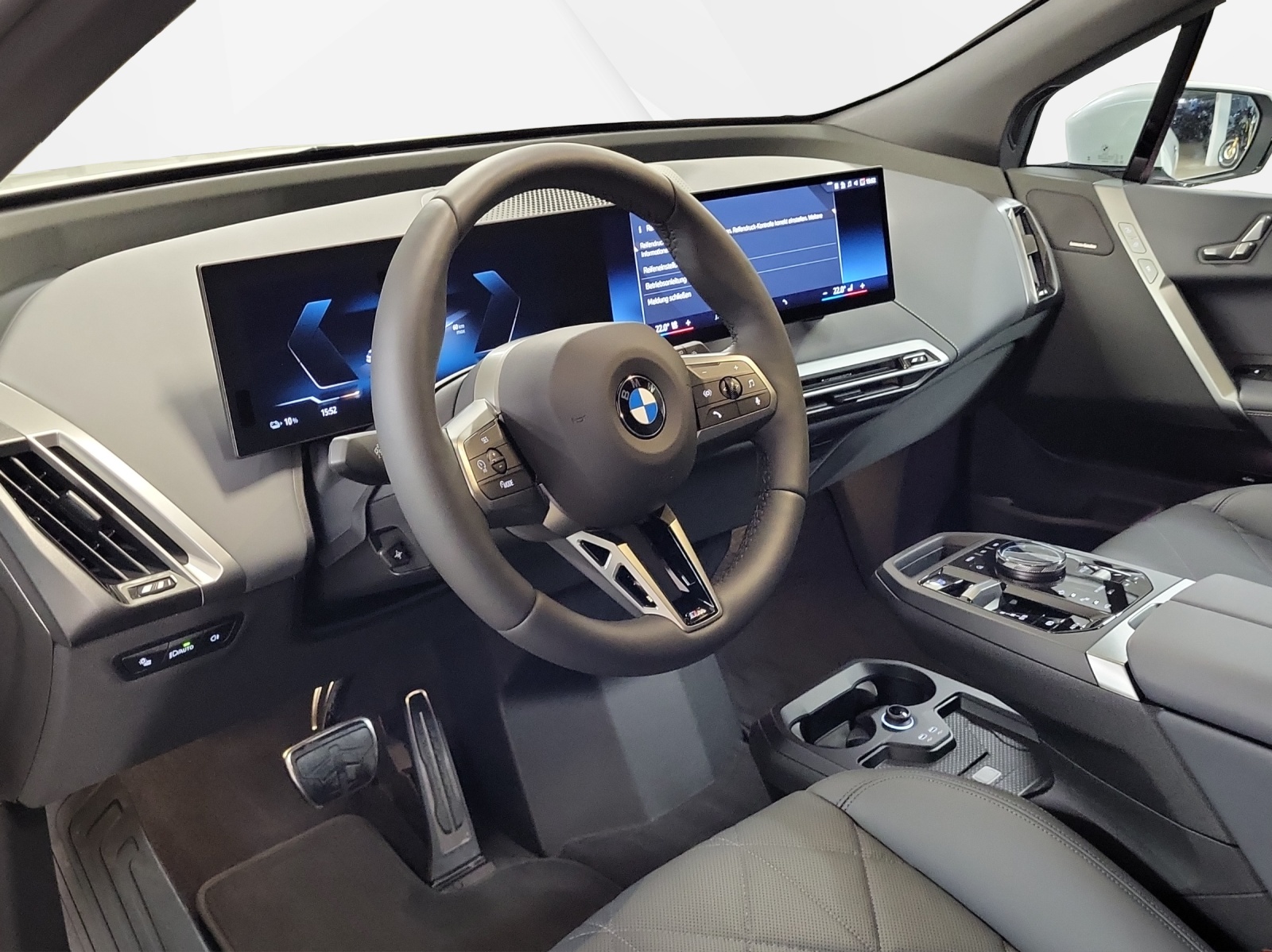 BMW iX xDrive45 M Sport Pro-image-11