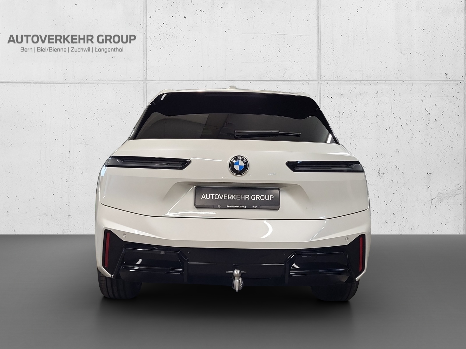 BMW iX xDrive45 M Sport Pro-image-5