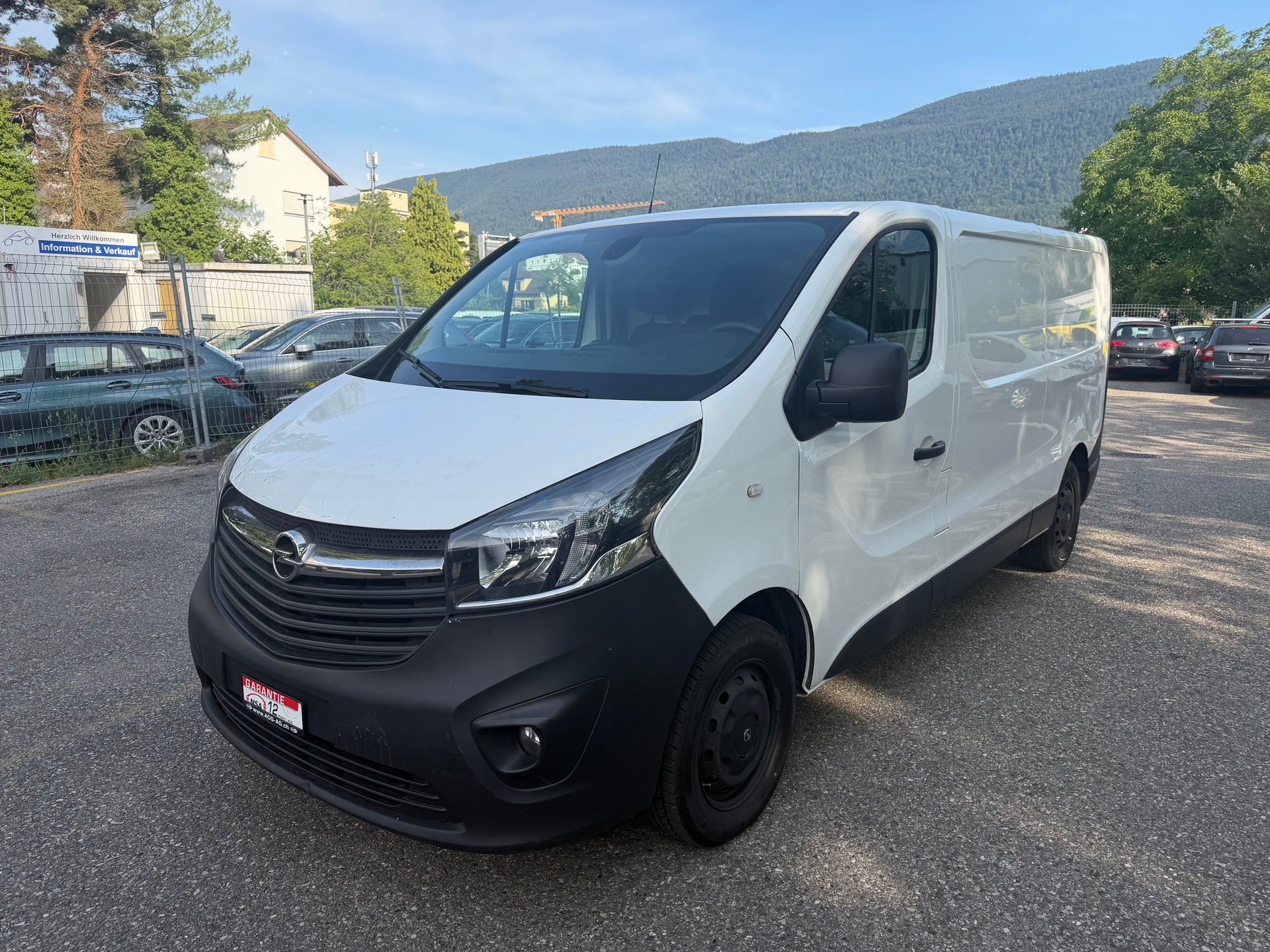 OPEL Vivaro 1.6 CDTI 2.9t L2H1 ** 03x Sitzplatze ** 02x Airbag ** Nutzlast 1090Kg ** Frisch Ab MFK-image-0