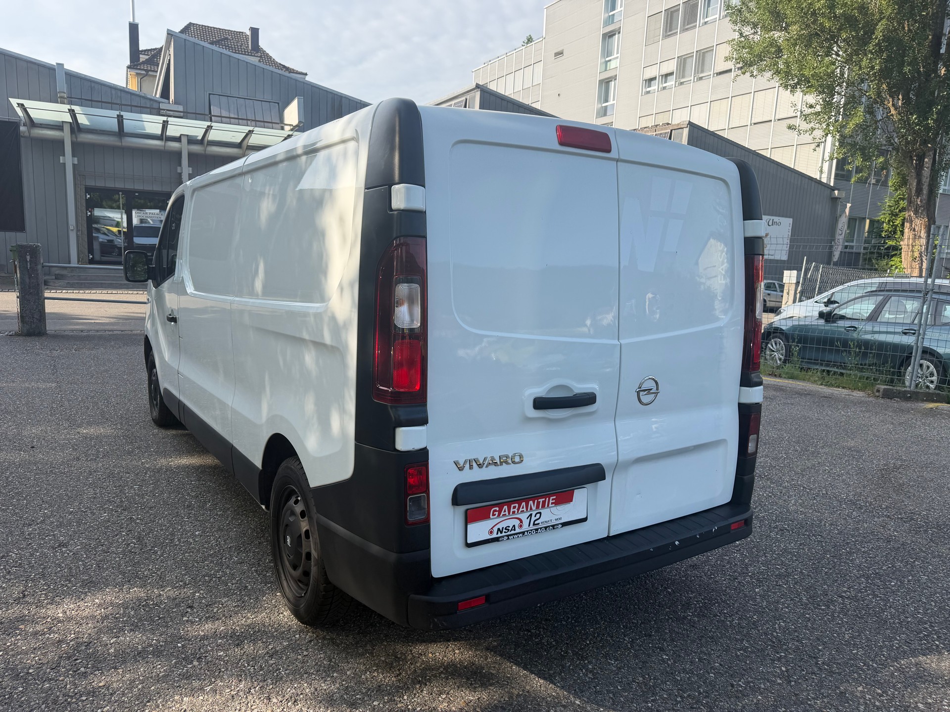 OPEL Vivaro 1.6 CDTI 2.9t L2H1 ** 03x Sitzplatze ** 02x Airbag ** Nutzlast 1090Kg ** Frisch Ab MFK-image-4