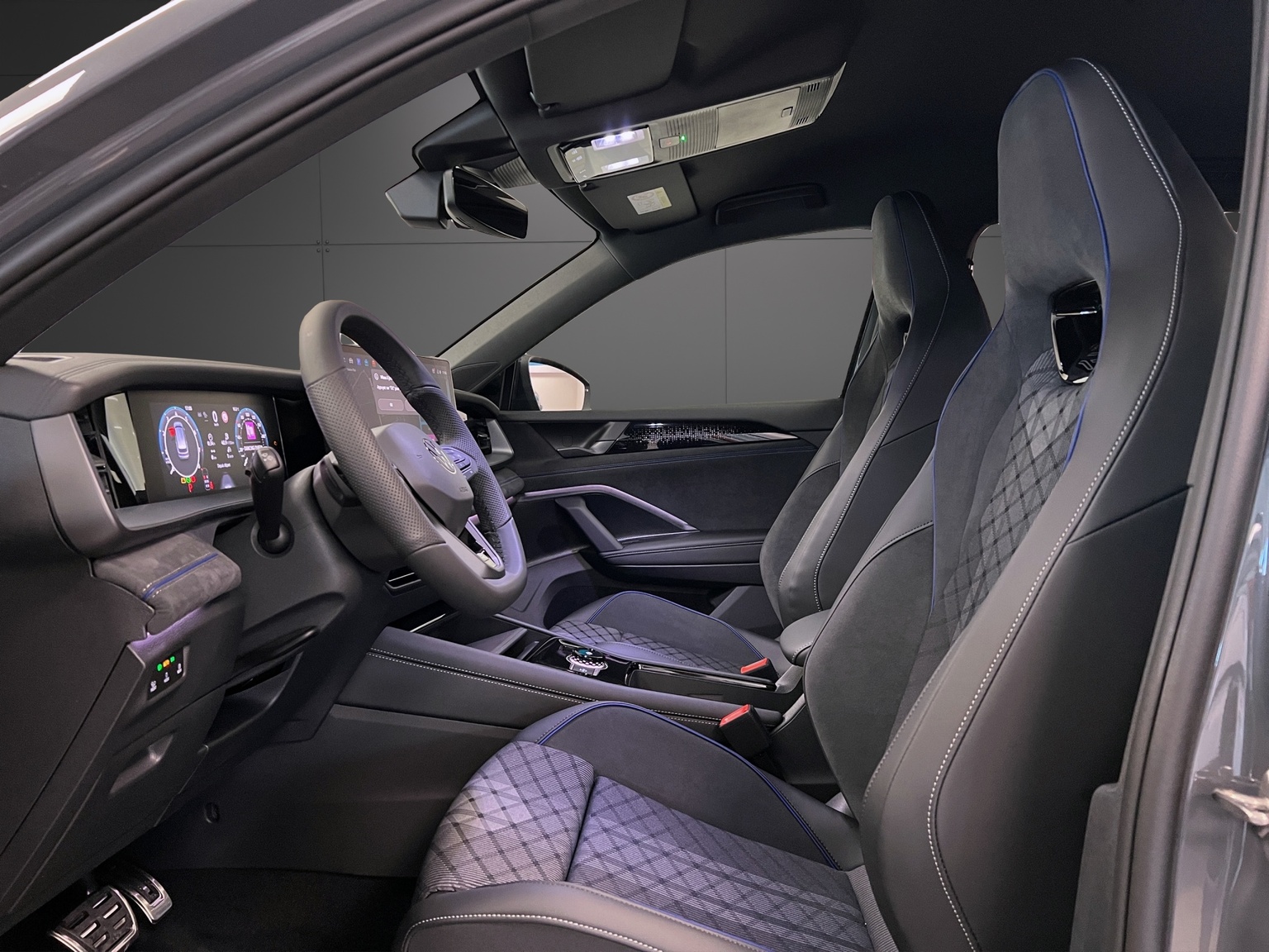 VW Tayron 2.0 TSI R-Line DSG 4Motion-image-5