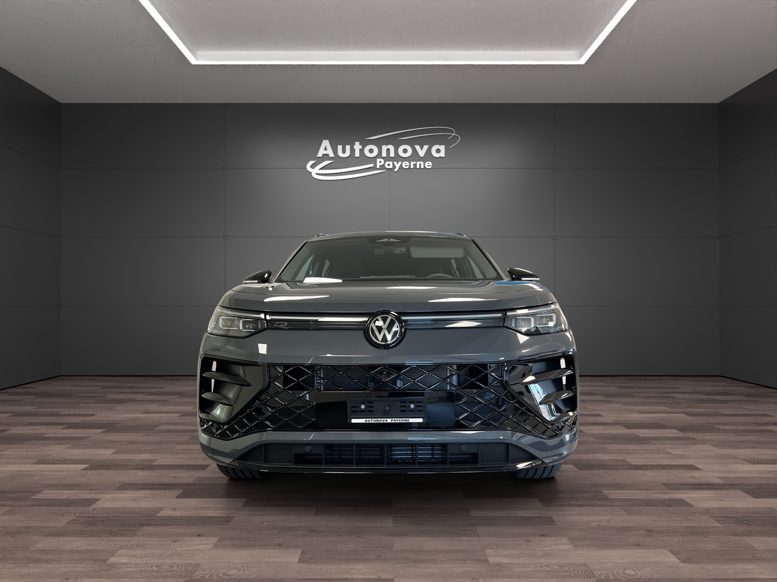 VW Tayron 2.0 TSI R-Line DSG 4Motion-image-1