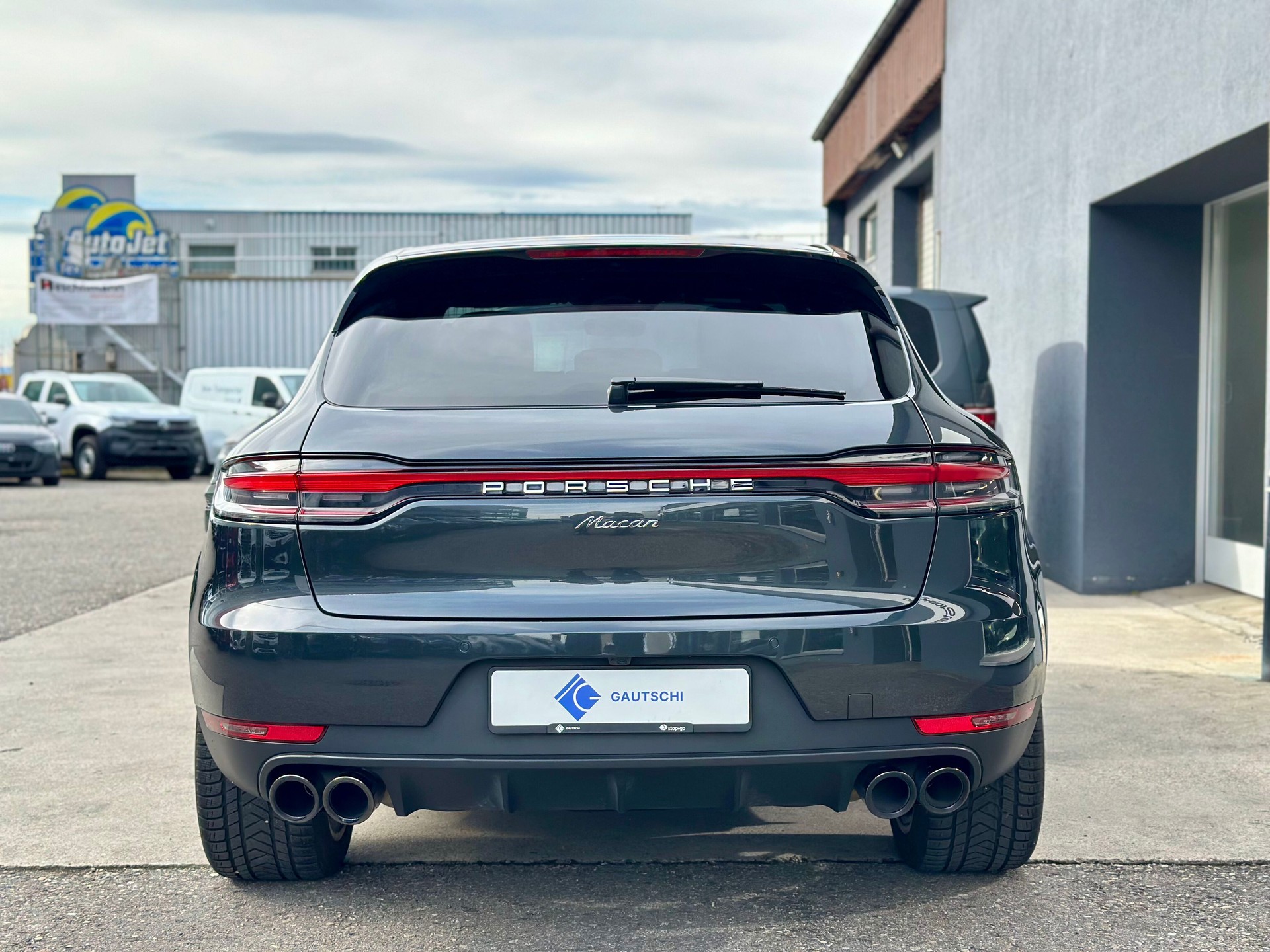 PORSCHE Macan PDK-image-3