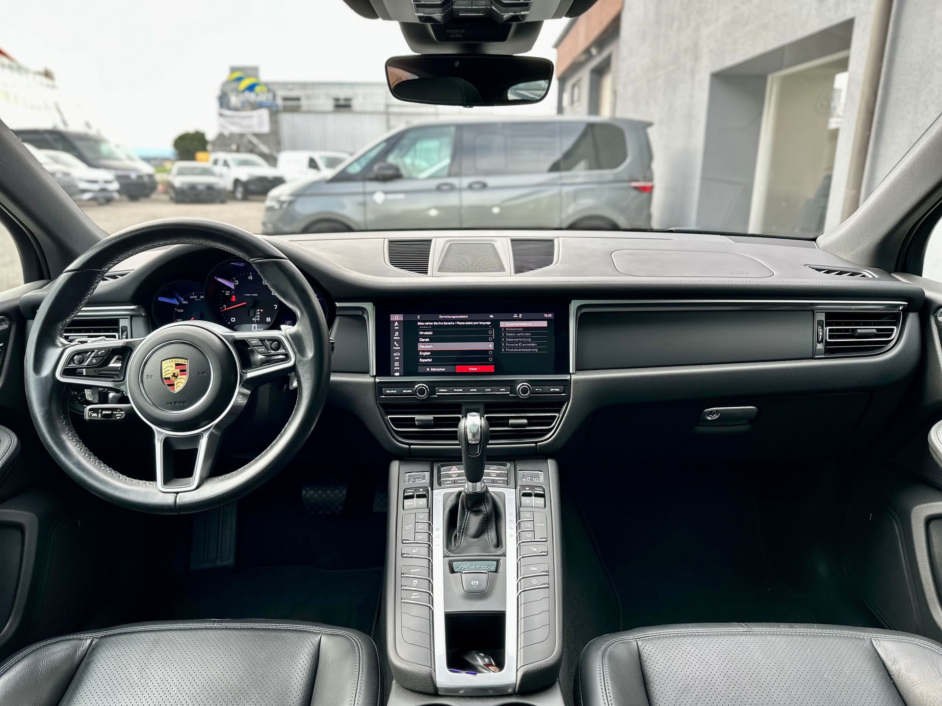 PORSCHE Macan PDK-image-6