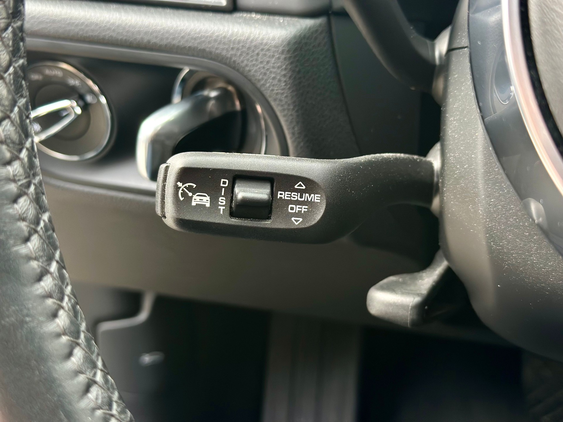 PORSCHE Macan PDK-image-10