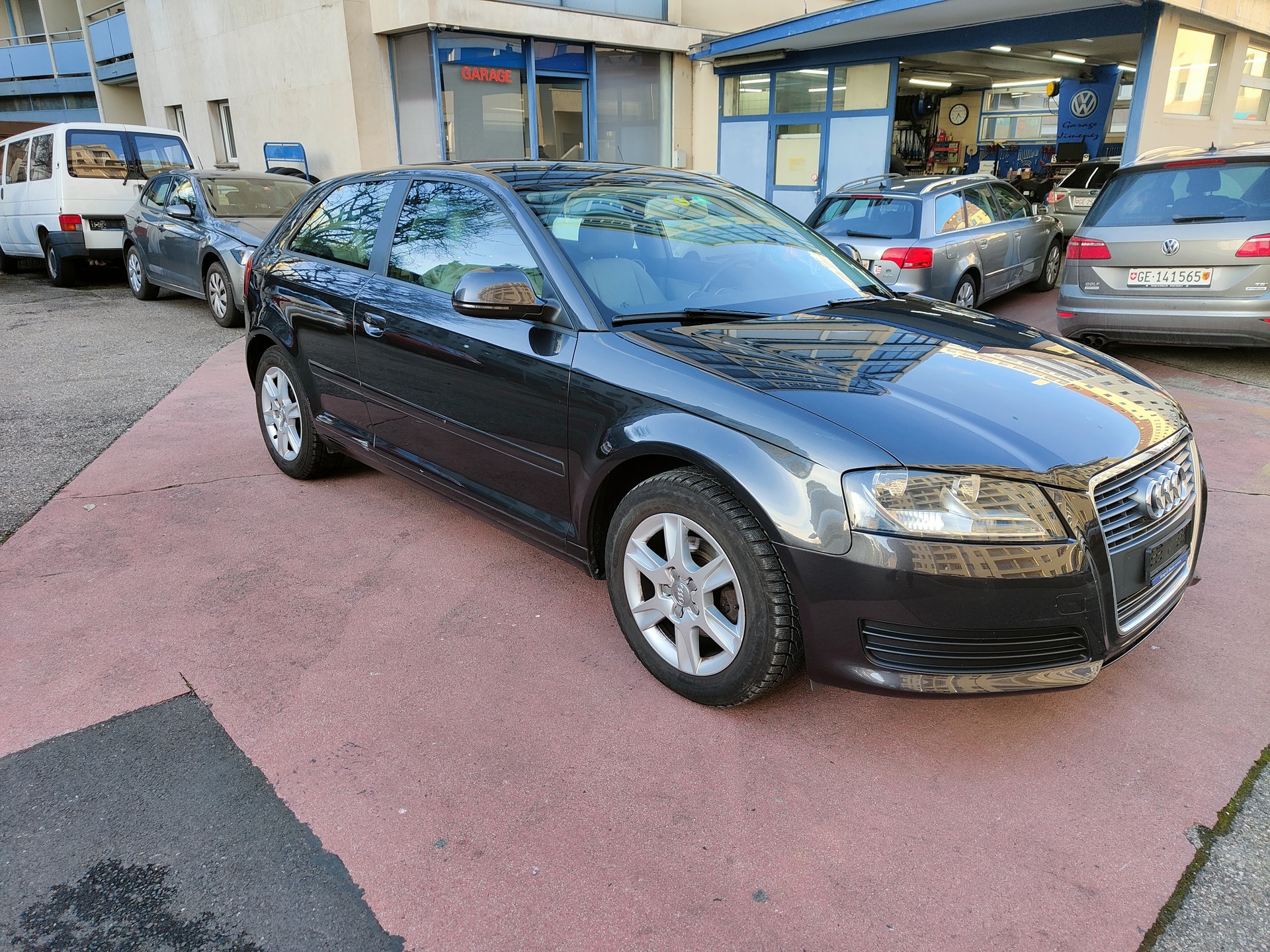 AUDI A3 1.6 Ambiente-image-4