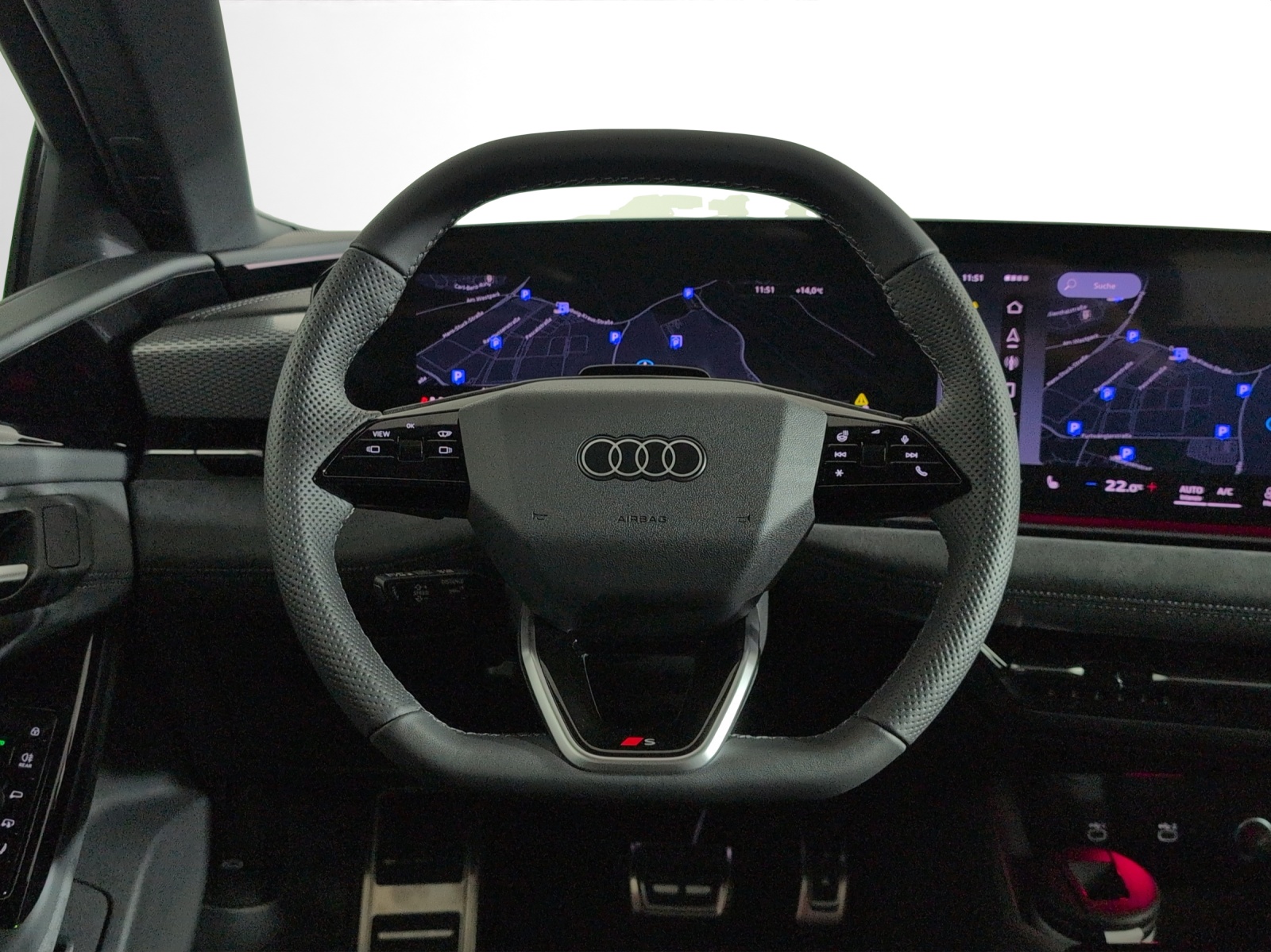 AUDI A6 Avant e-tron quattro-image-11