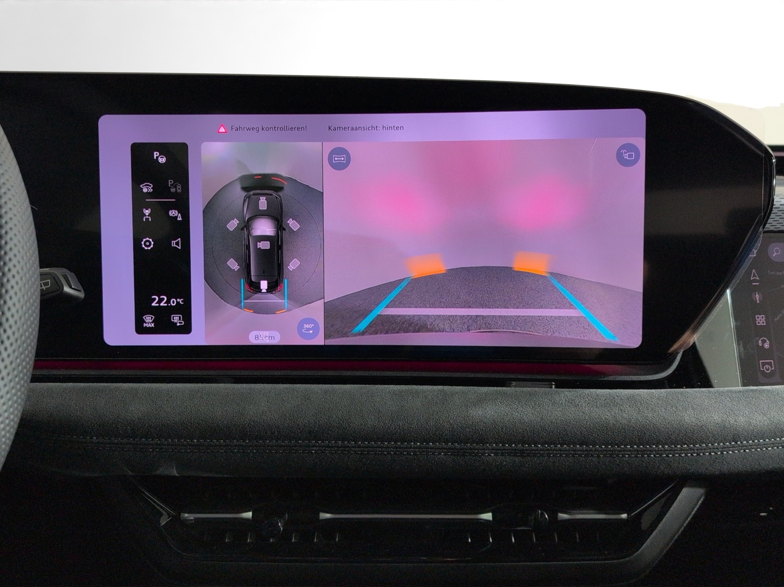 AUDI A6 Avant e-tron quattro-image-12
