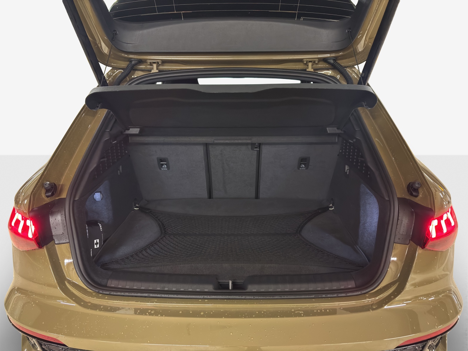 AUDI RS3 Sportback 2.5 TSI quattro S-tronic-image-7