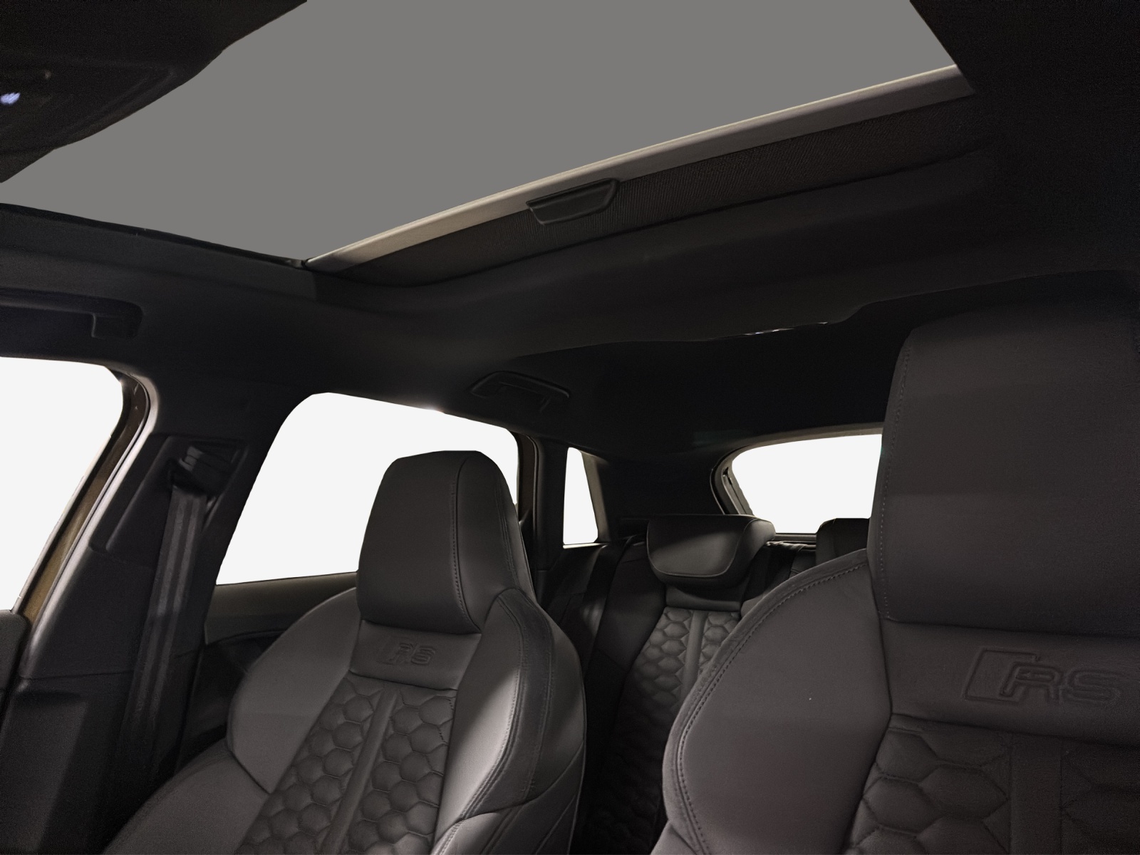 AUDI RS3 Sportback 2.5 TSI quattro S-tronic-image-10
