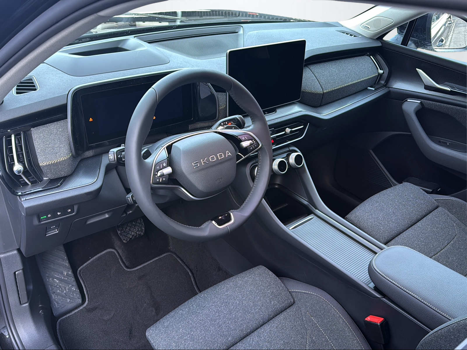 SKODA Kodiaq 2.0 TSI Dynamic-image-5