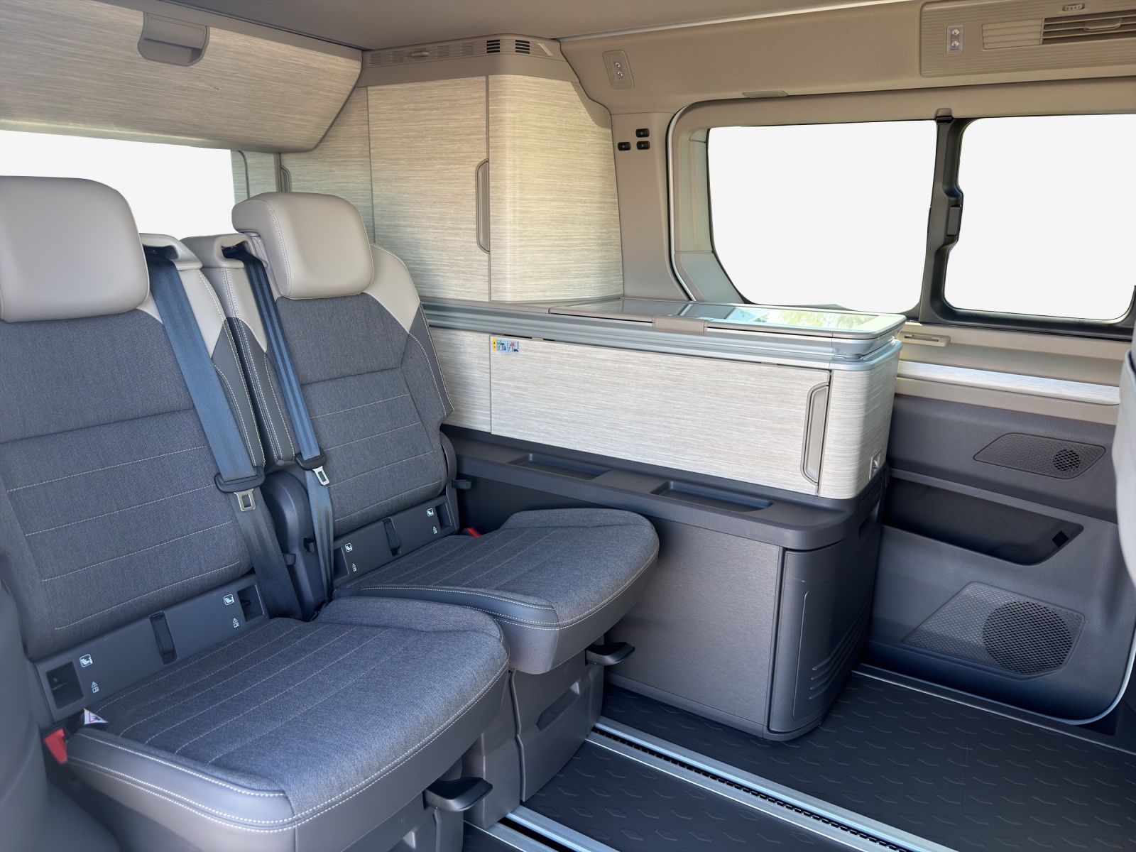 VW California 2.0 TSI Ocean Liberty-image-11