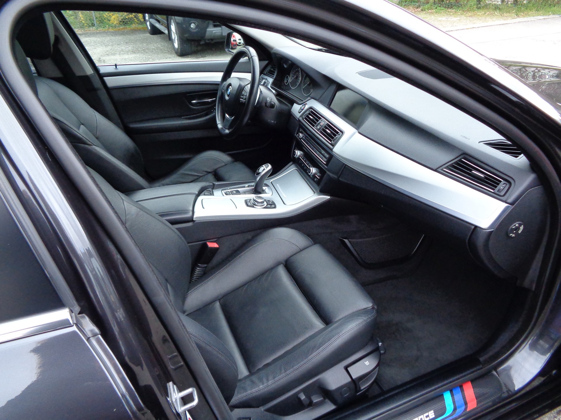 BMW 520d Touring Steptronic-image-6
