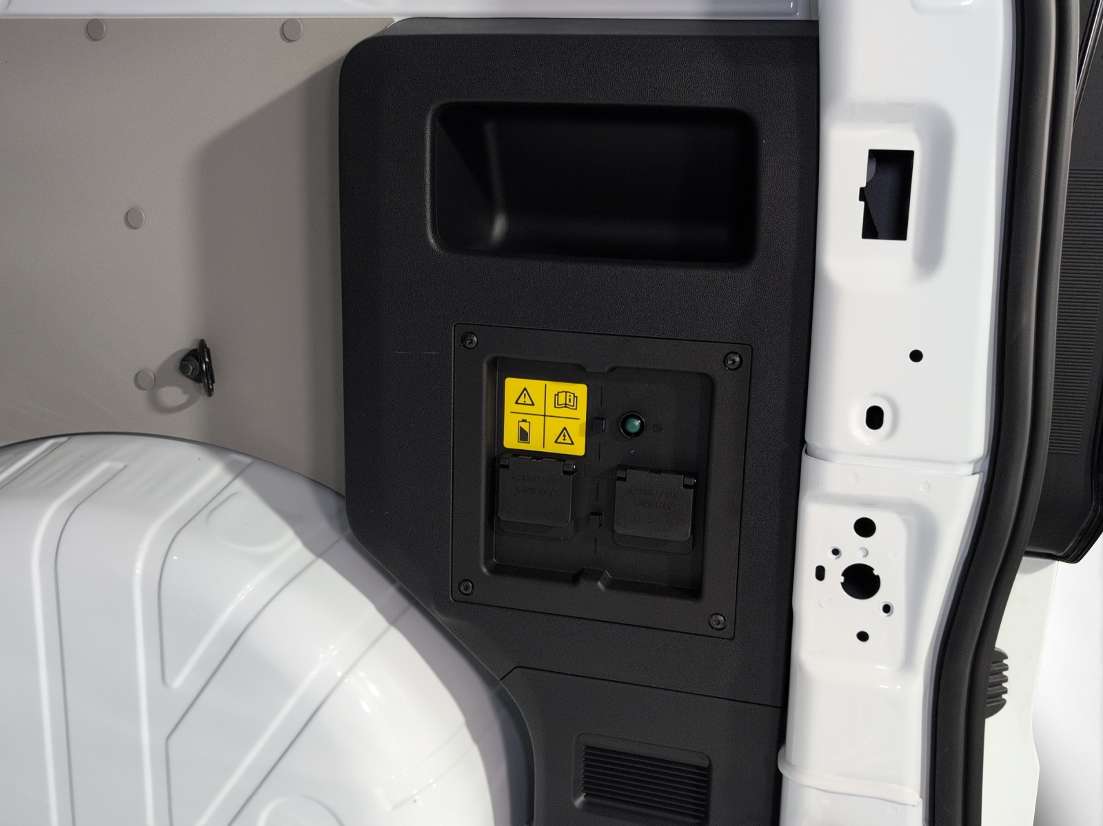 VW e-Transporter 70 kWh Lang-image-15