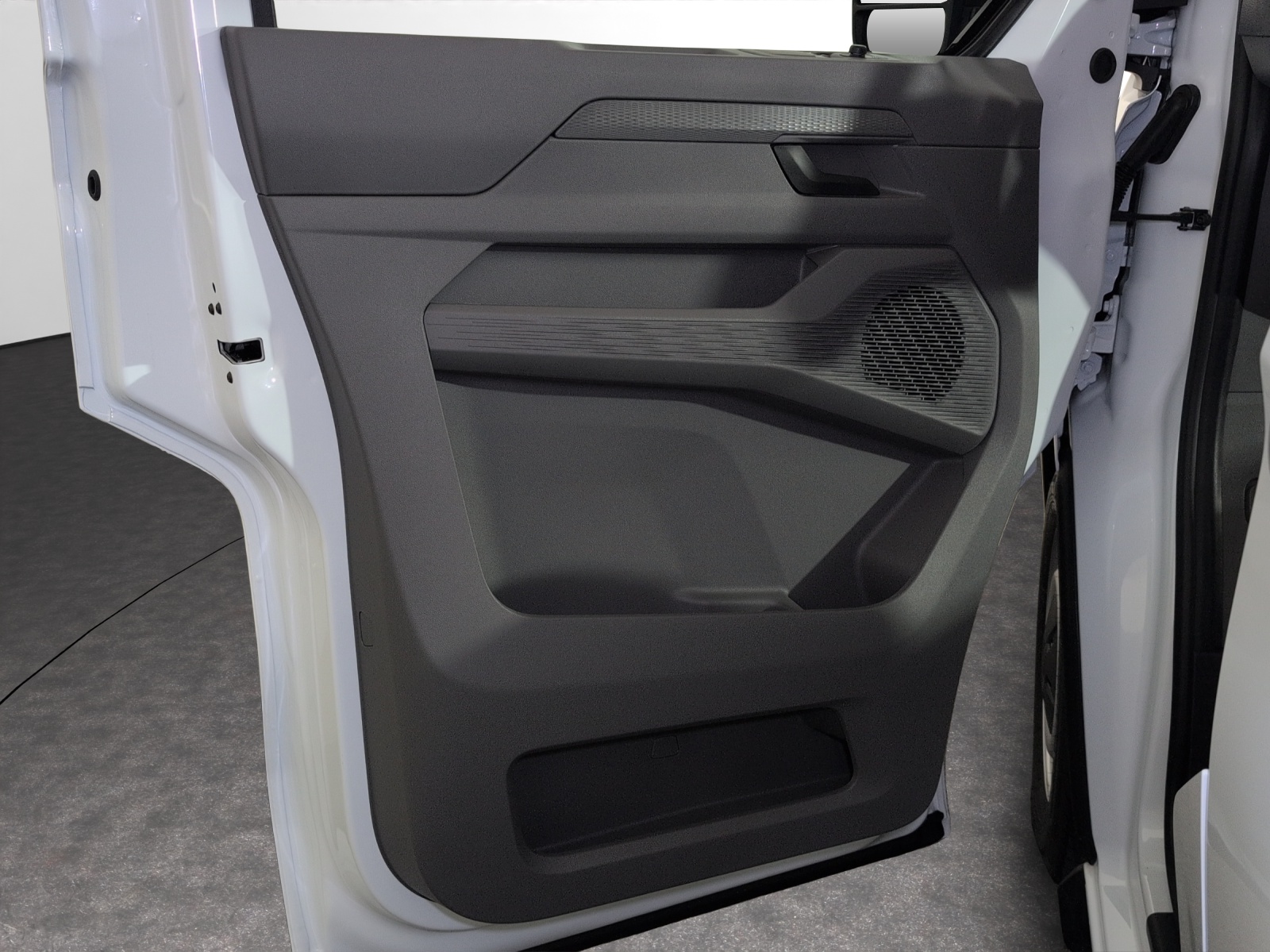 VW e-Transporter 70 kWh Lang-image-13